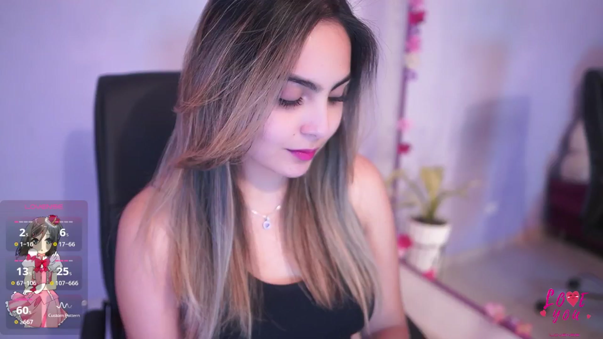 Gallery image thumbnail from CARMENVILLA1's myfreecams stream on, 07/29/2025, 05:49 image 16 of 20