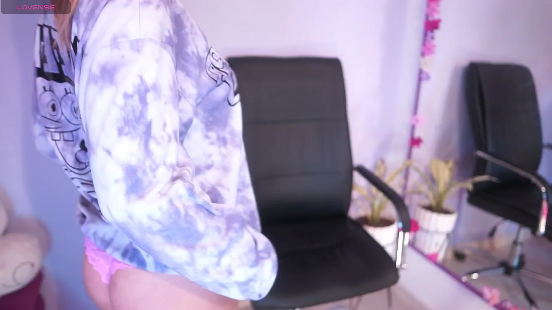 Gallery image thumbnail from CARMENVILLA1's myfreecams stream on, 07/31/2025, 05:56 image 9 of 20