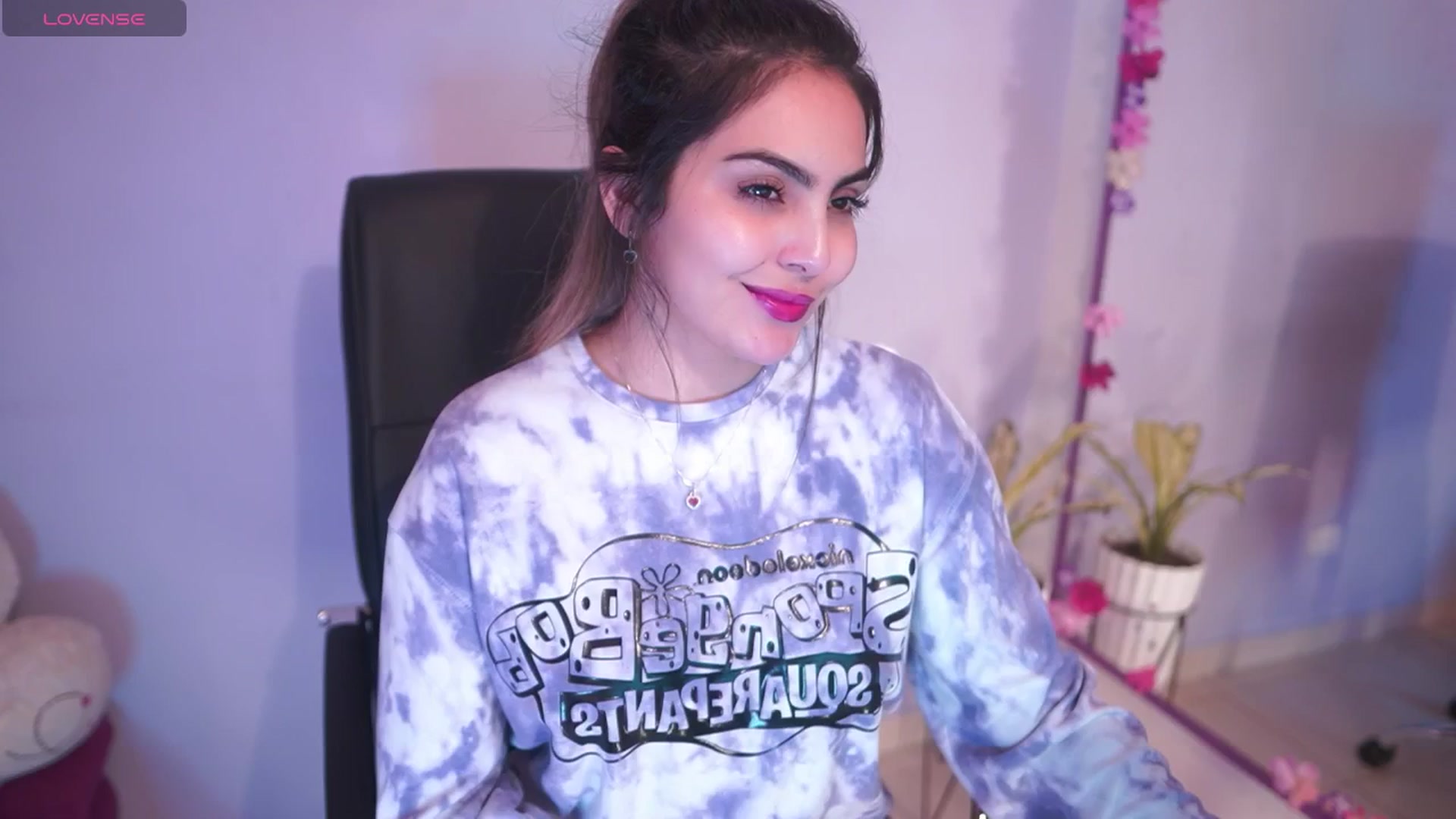 Gallery image thumbnail from CARMENVILLA1's myfreecams stream on, 07/31/2025, 05:56 image 14 of 20