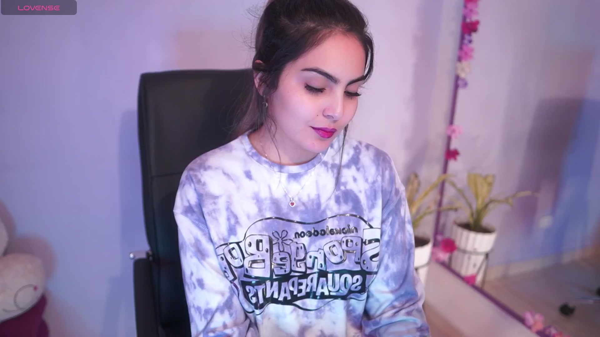Gallery image thumbnail from CARMENVILLA1's myfreecams stream on, 07/31/2025, 05:56 image 11 of 20