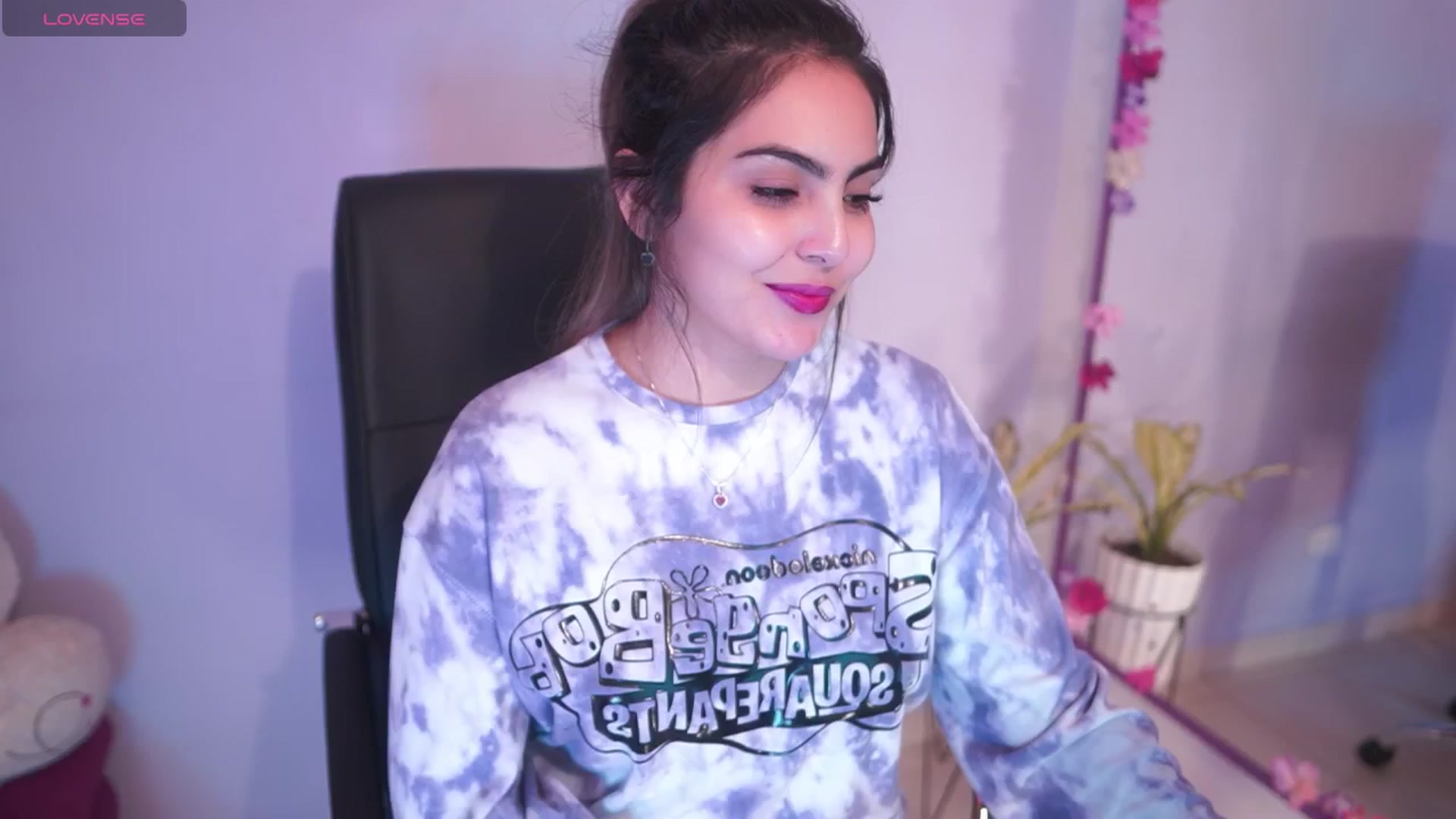Gallery image thumbnail from CARMENVILLA1's myfreecams stream on, 07/31/2025, 05:56 image 13 of 20