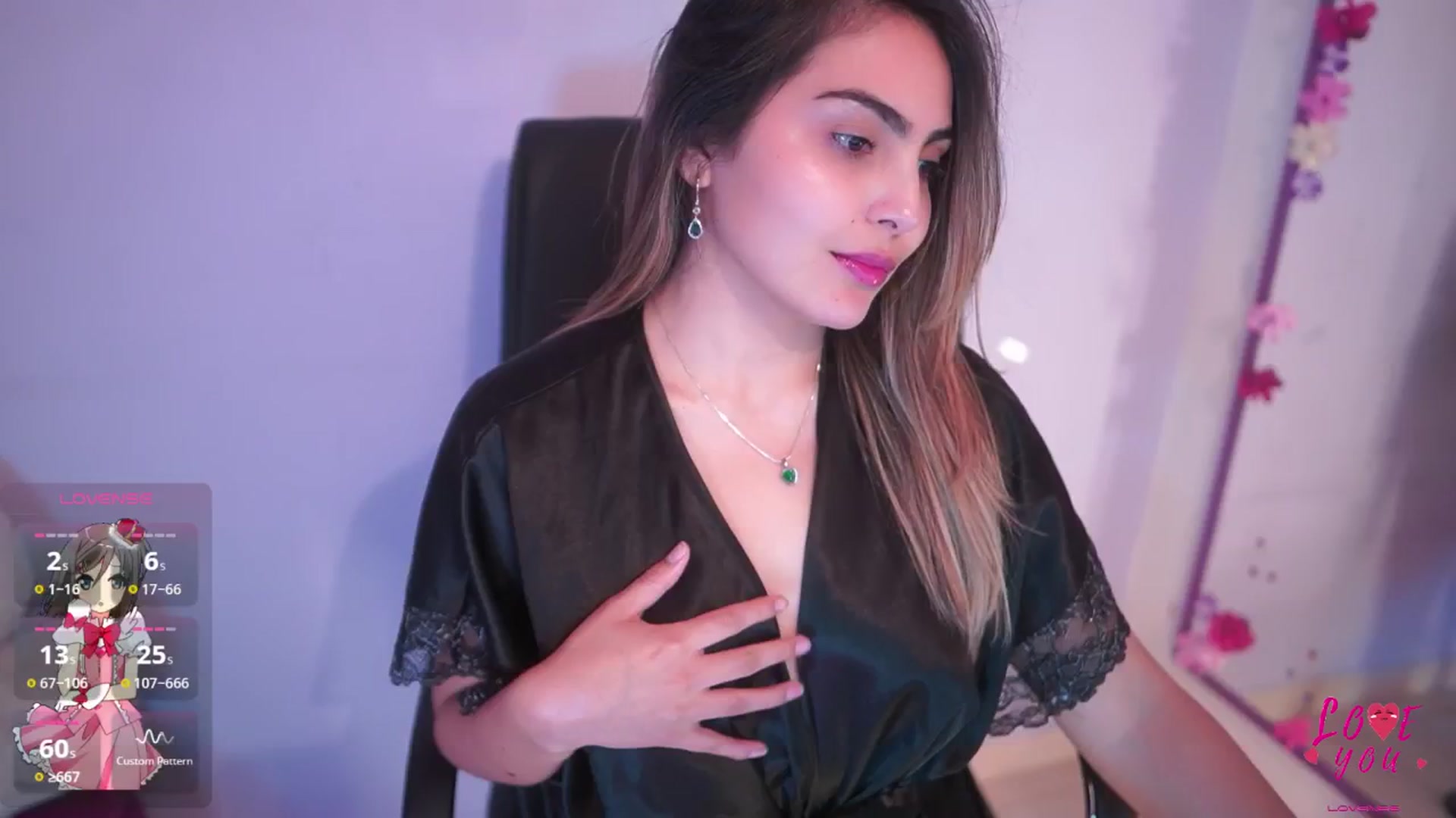 Gallery image thumbnail from CARMENVILLA1's myfreecams stream on, 08/01/2025, 06:09 image 16 of 20