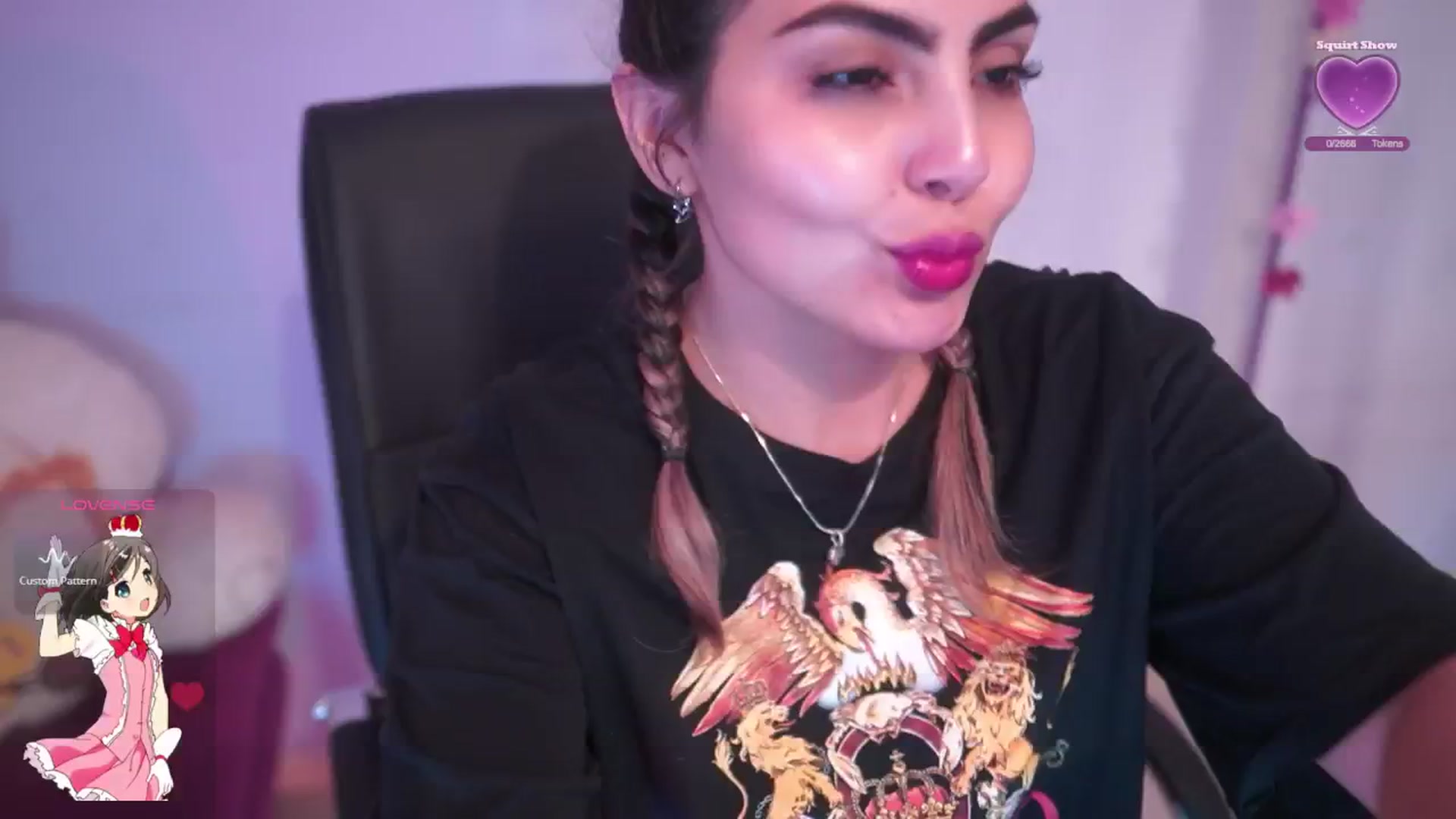 Gallery image thumbnail from CARMENVILLA1's myfreecams stream on, 08/31/2025, 04:14 image 14 of 20