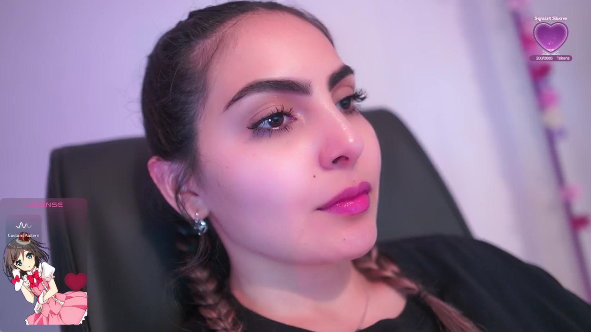 Gallery image thumbnail from CARMENVILLA1's myfreecams stream on, 08/31/2025, 05:45 image 18 of 20