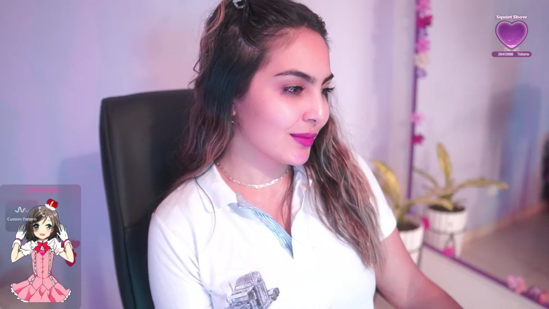Gallery image thumbnail from CARMENVILLA1's myfreecams stream on, 09/15/2025, 05:30 image 16 of 20