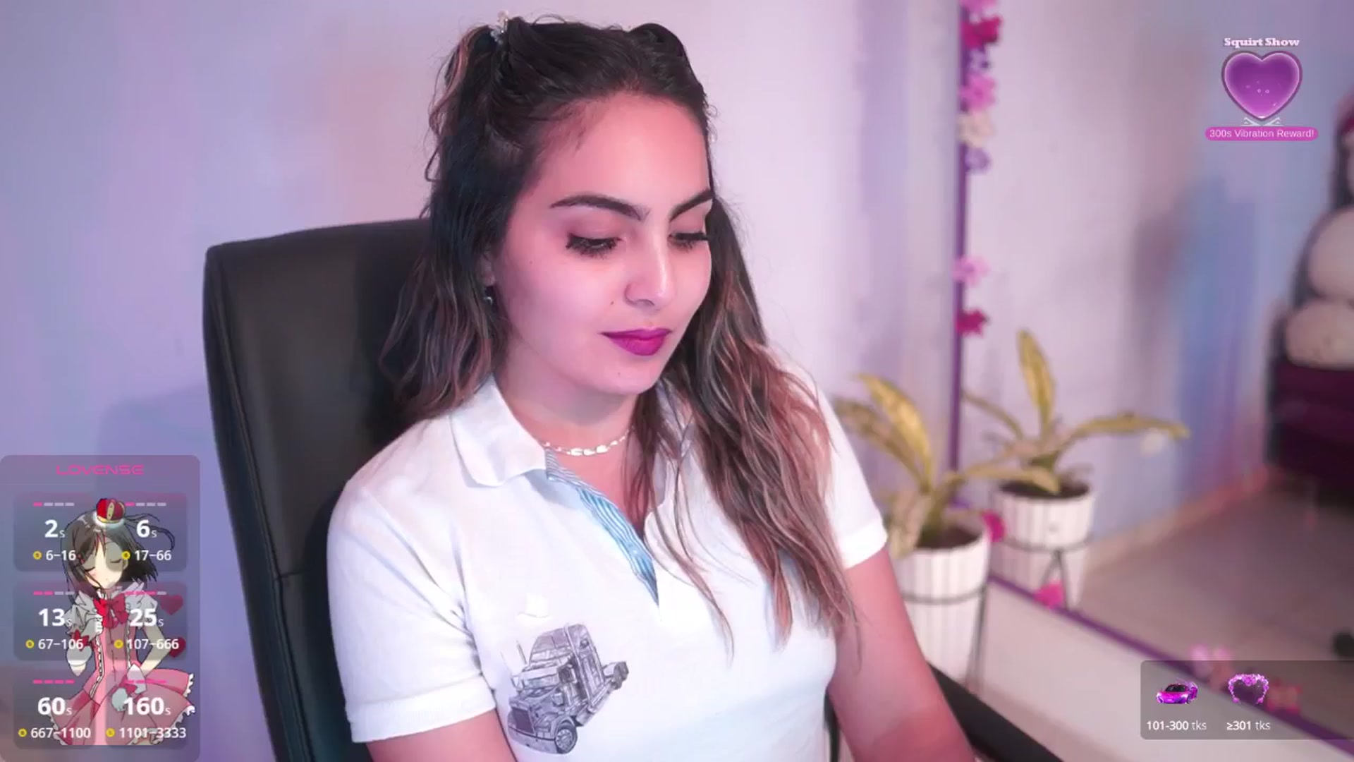 Gallery image thumbnail from CARMENVILLA1's myfreecams stream on, 09/15/2025, 05:30 image 6 of 20