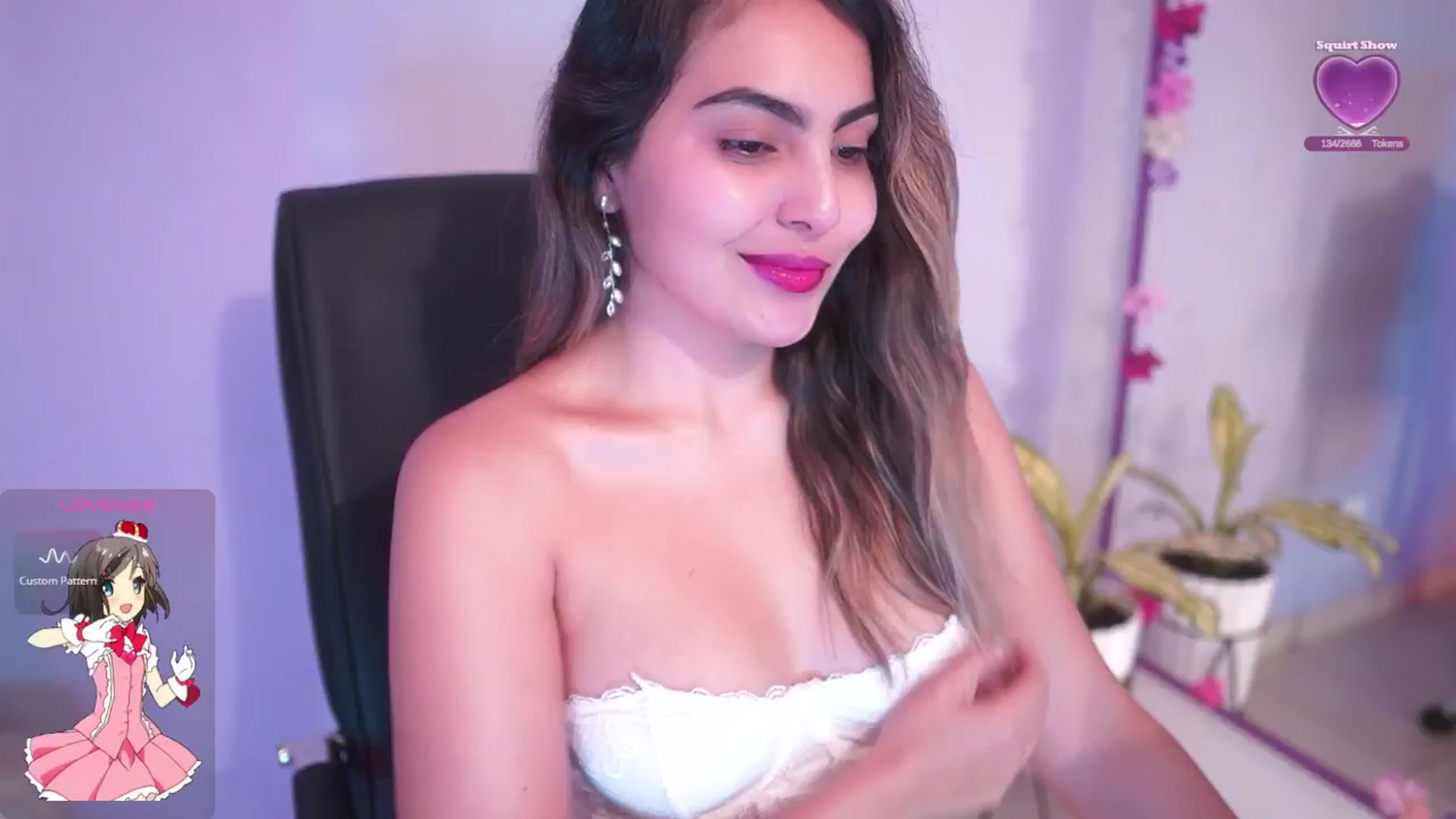 Gallery image thumbnail from CARMENVILLA1's myfreecams stream on, 09/24/2025, 05:36 image 9 of 20