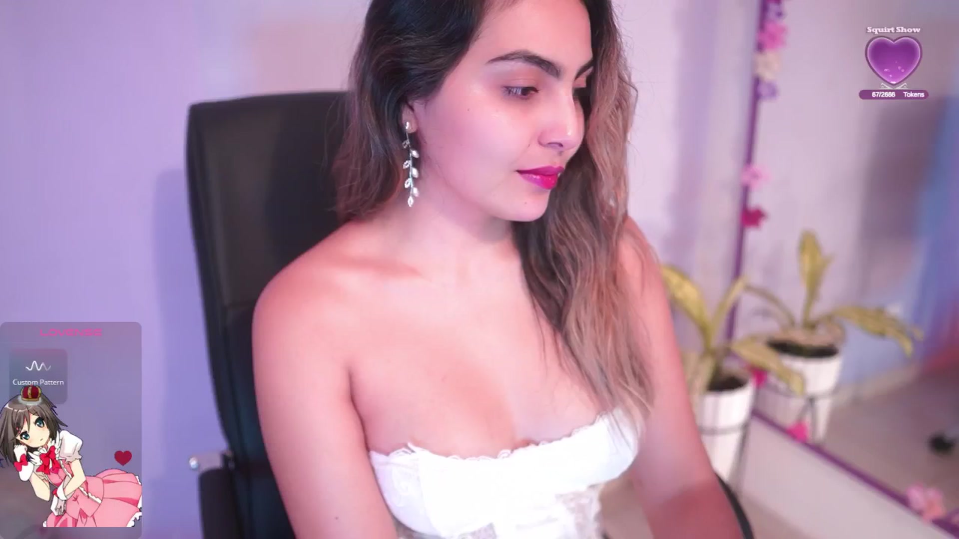 Gallery image thumbnail from CARMENVILLA1's myfreecams stream on, 09/24/2025, 05:36 image 3 of 20