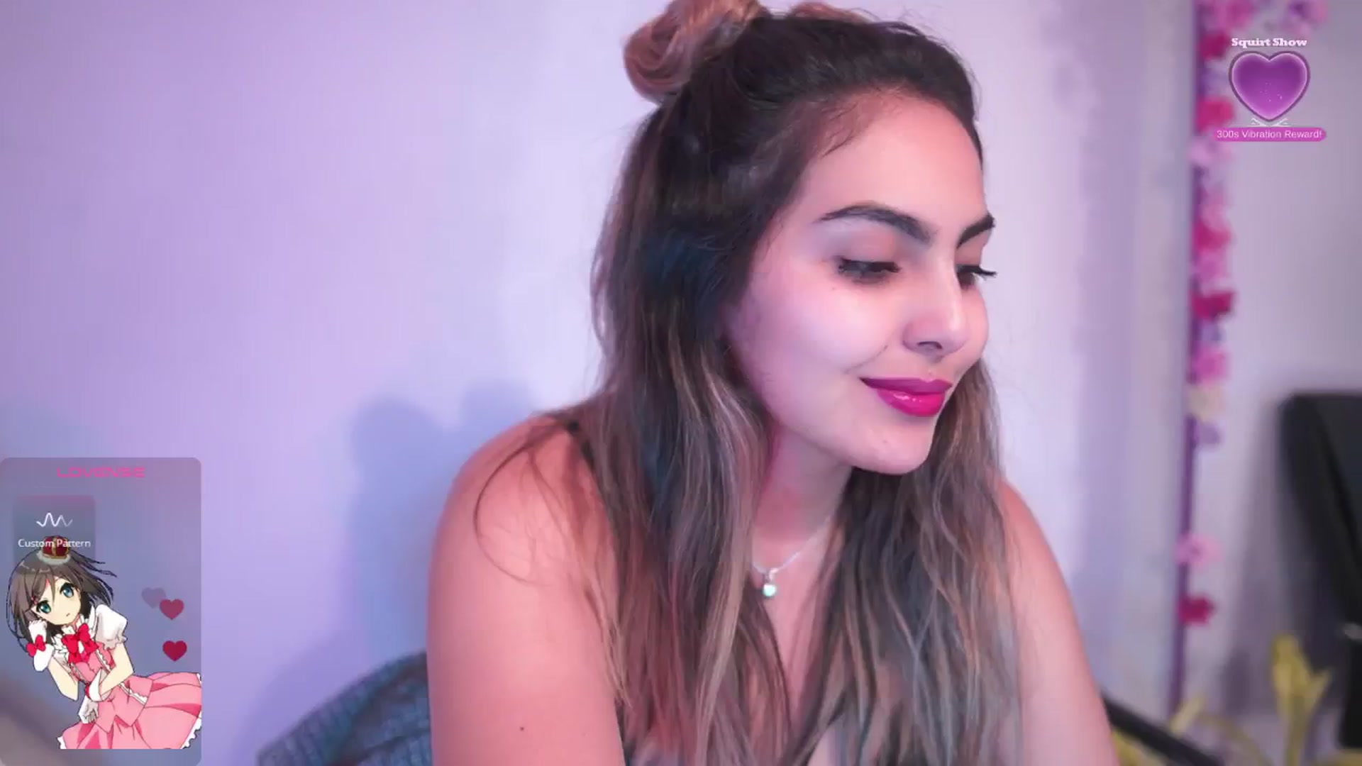 Gallery image thumbnail from CARMENVILLA1's myfreecams stream on, 09/25/2025, 06:59 image 18 of 20