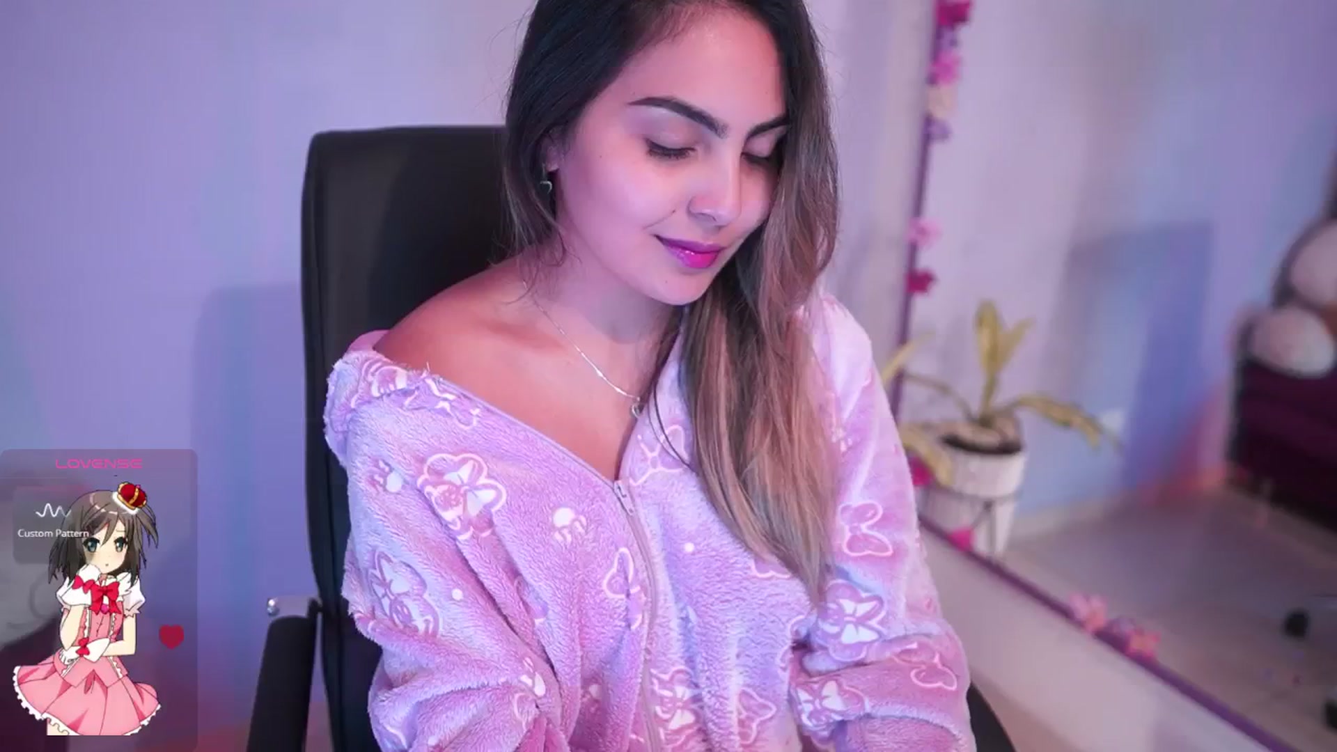 Gallery image thumbnail from CARMENVILLA1's myfreecams stream on, 10/10/2025, 06:12 image 15 of 20