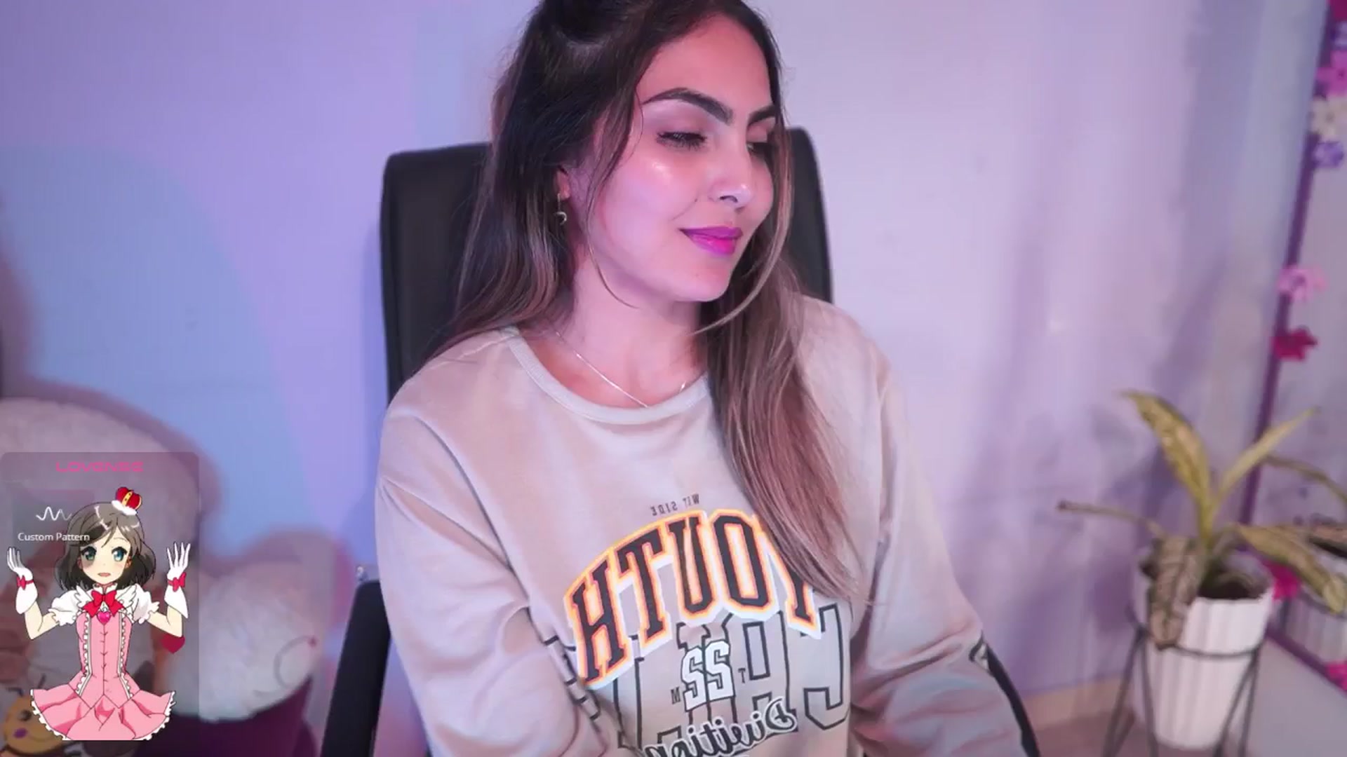 Gallery image thumbnail from CARMENVILLA1's myfreecams stream on, 10/11/2025, 06:22 image 4 of 20