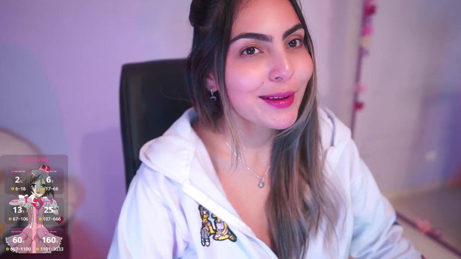 Gallery image thumbnail from CARMENVILLA1's myfreecams stream on, 10/30/2025, 06:06 image 19 of 20