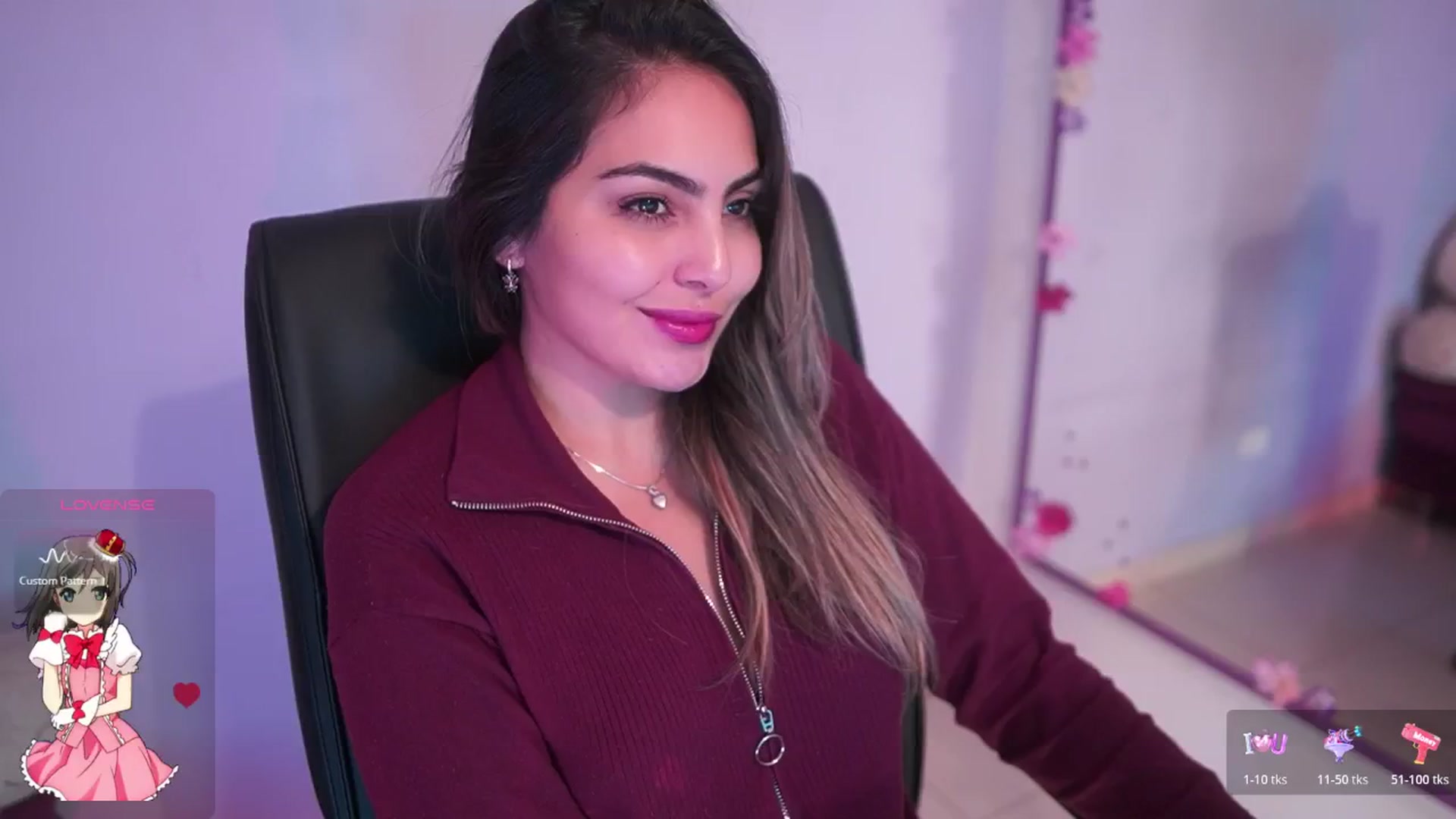 Gallery image thumbnail from CARMENVILLA1's myfreecams stream on, 11/04/2025, 06:17 image 11 of 20