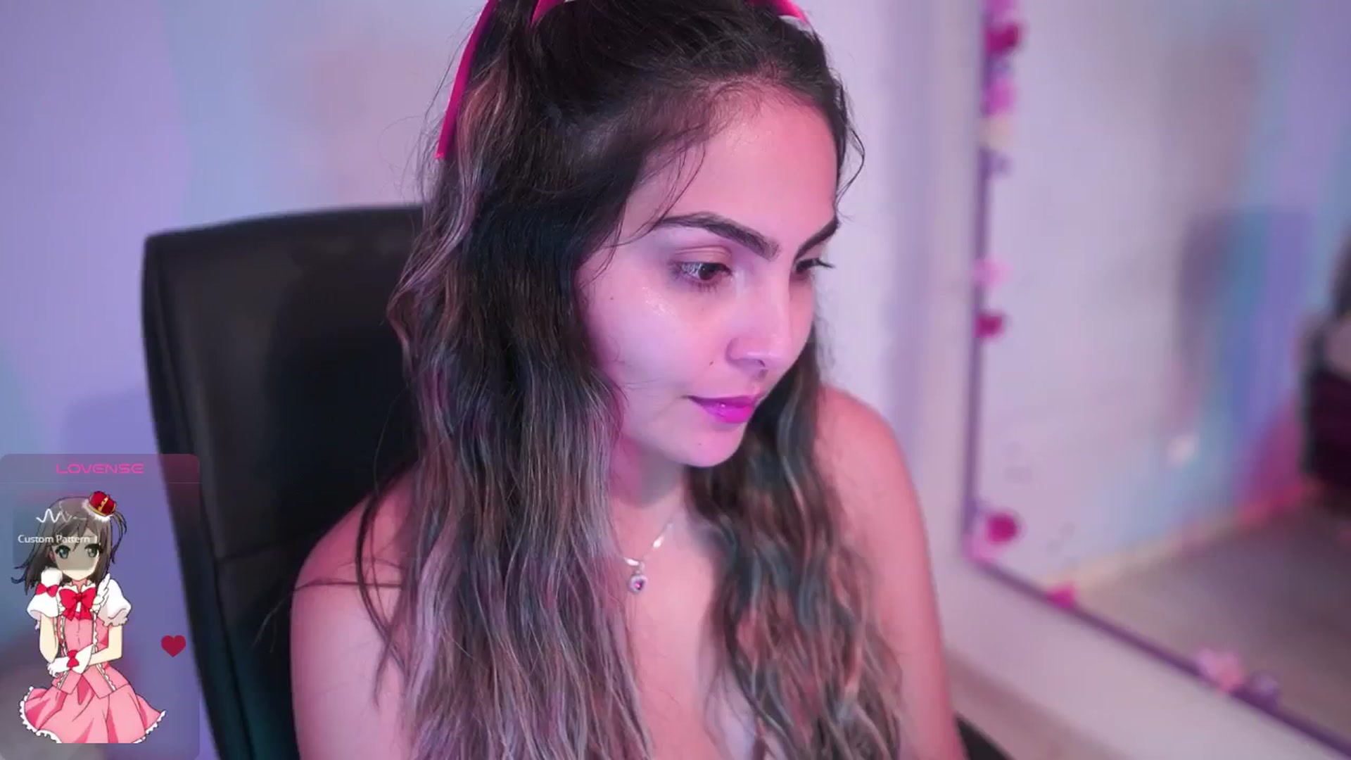 Gallery image thumbnail from CARMENVILLA1's myfreecams stream on, 11/09/2025, 06:49 image 16 of 20