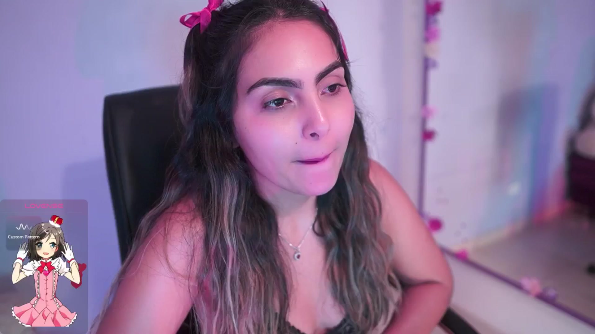 Gallery image thumbnail from CARMENVILLA1's myfreecams stream on, 11/09/2025, 06:49 image 6 of 20