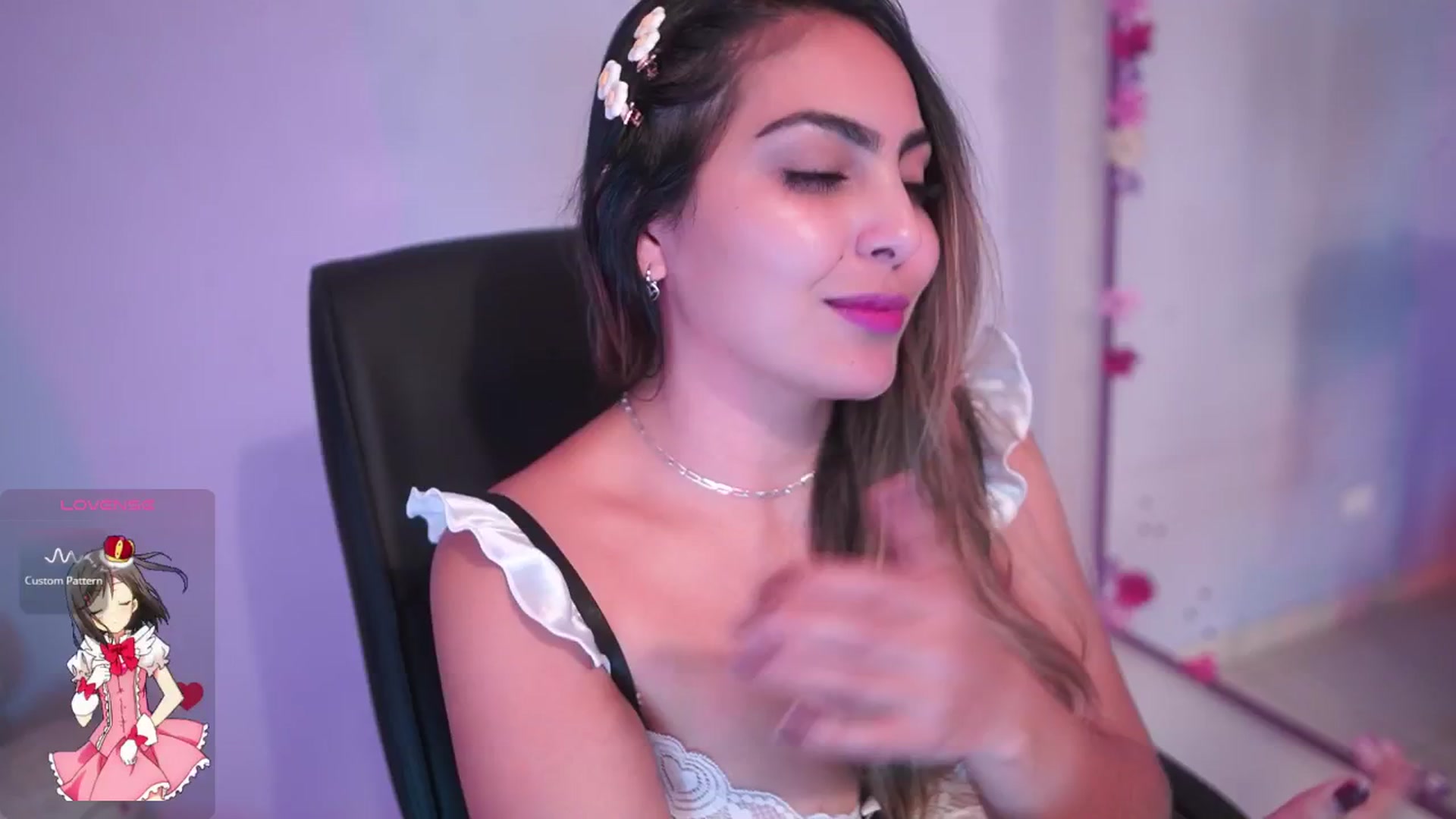 Gallery image thumbnail from CARMENVILLA1's myfreecams stream on, 11/13/2025, 07:06 image 19 of 20