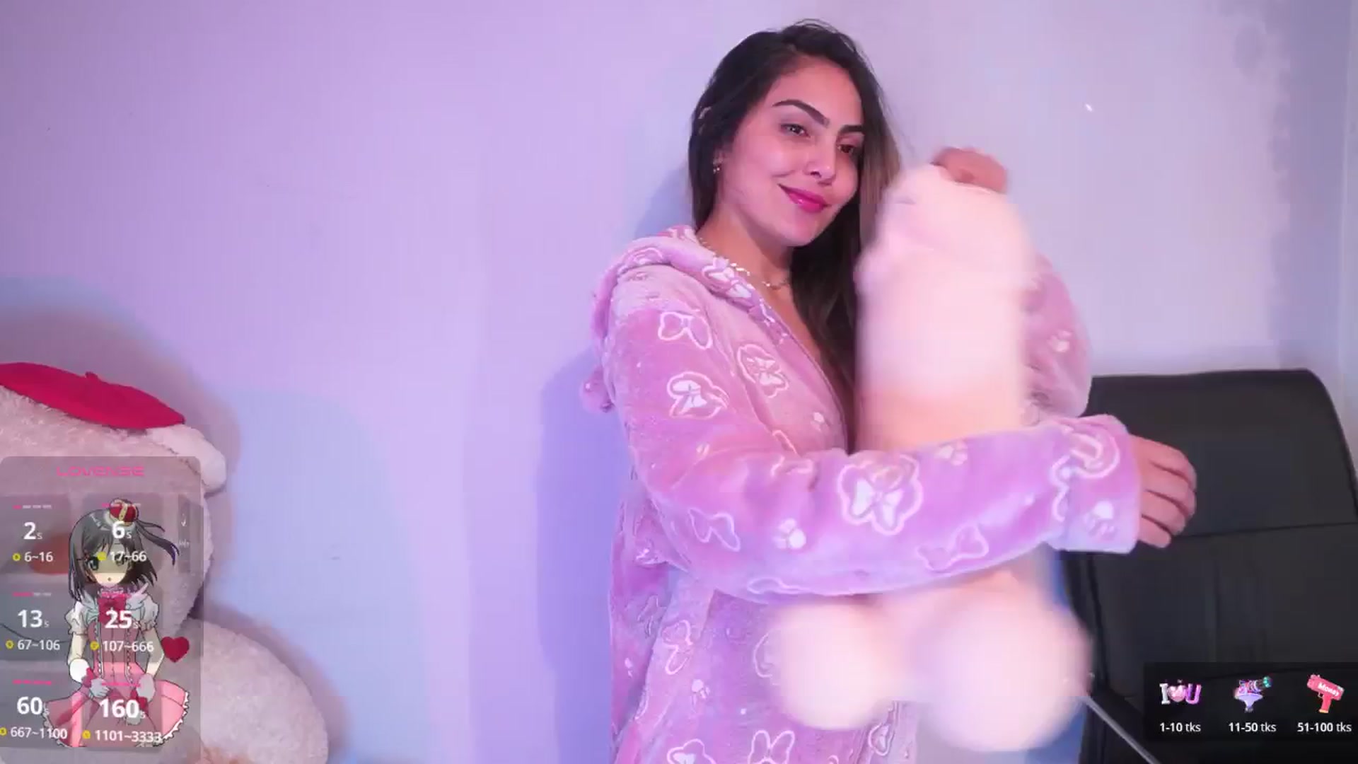 Gallery image thumbnail from CARMENVILLA1's myfreecams stream on, 11/14/2025, 08:06 image 16 of 20