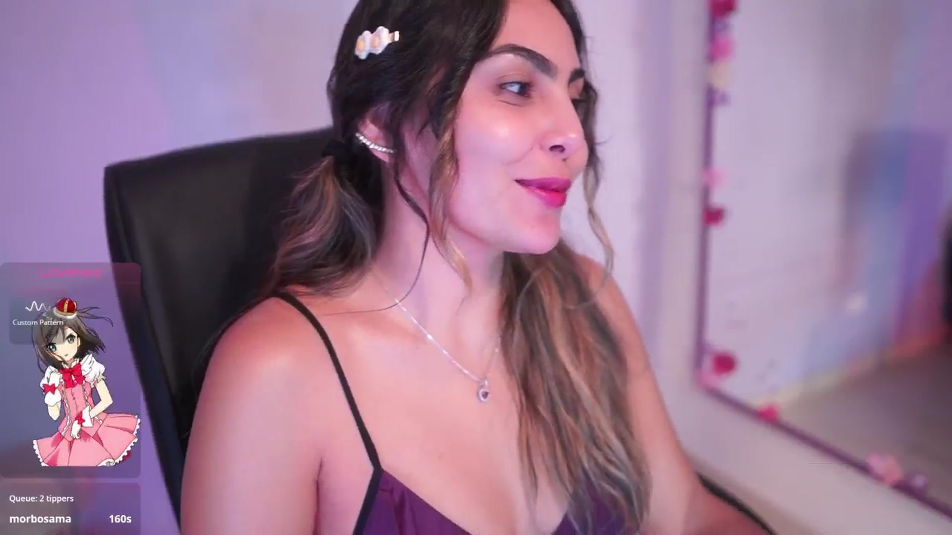 Gallery image thumbnail from CARMENVILLA1's myfreecams stream on, 11/16/2025, 07:24 image 4 of 20