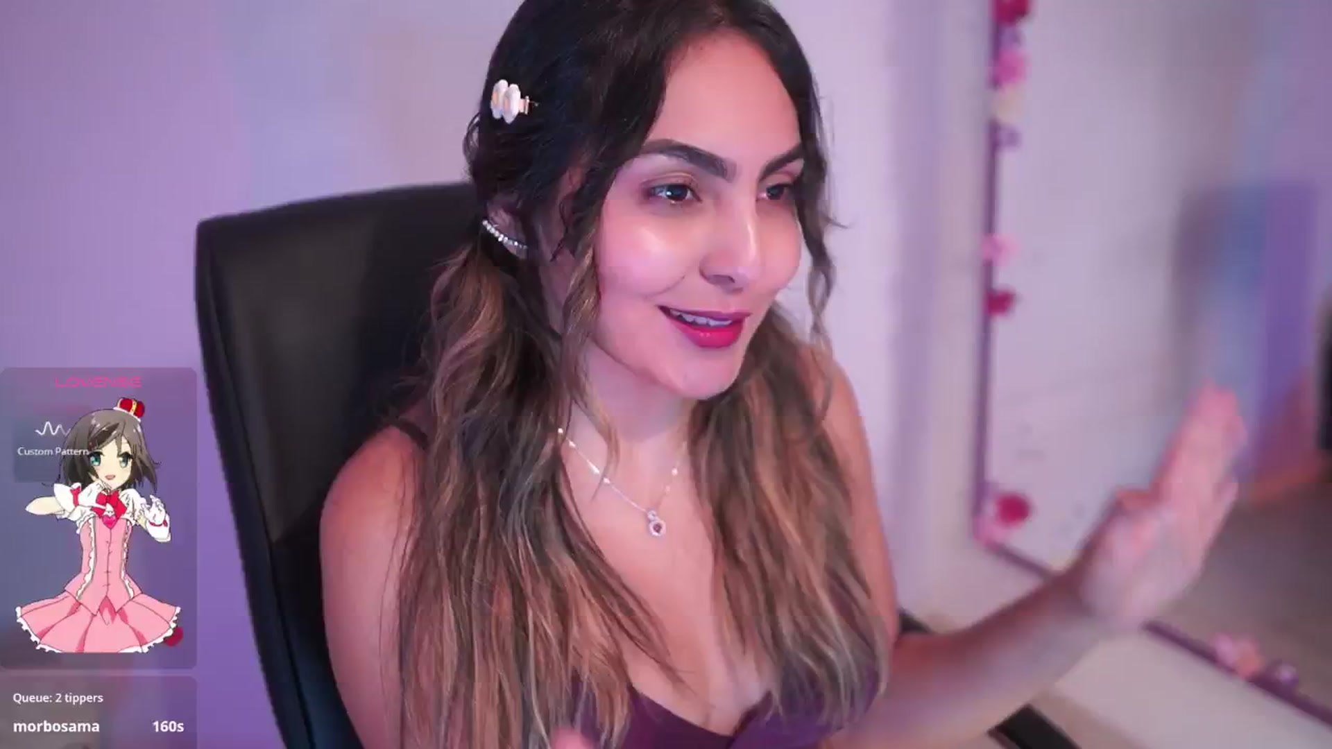 Gallery image thumbnail from CARMENVILLA1's myfreecams stream on, 11/16/2025, 07:24 image 1 of 20