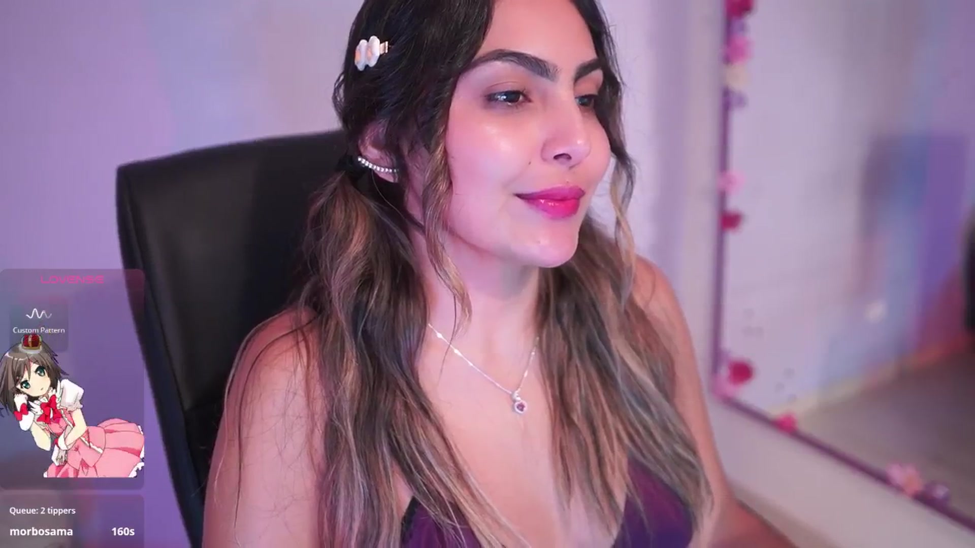 Gallery image thumbnail from CARMENVILLA1's myfreecams stream on, 11/16/2025, 07:24 image 19 of 20