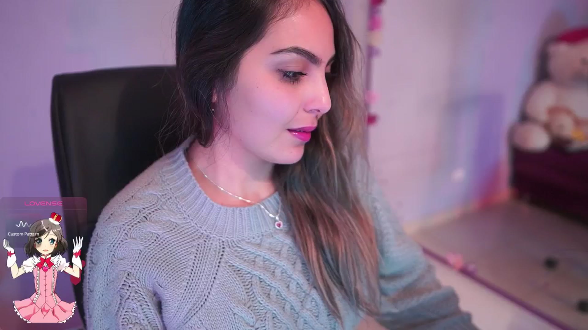 Gallery image thumbnail from CARMENVILLA1's myfreecams stream on, 11/19/2025, 06:10 image 7 of 20