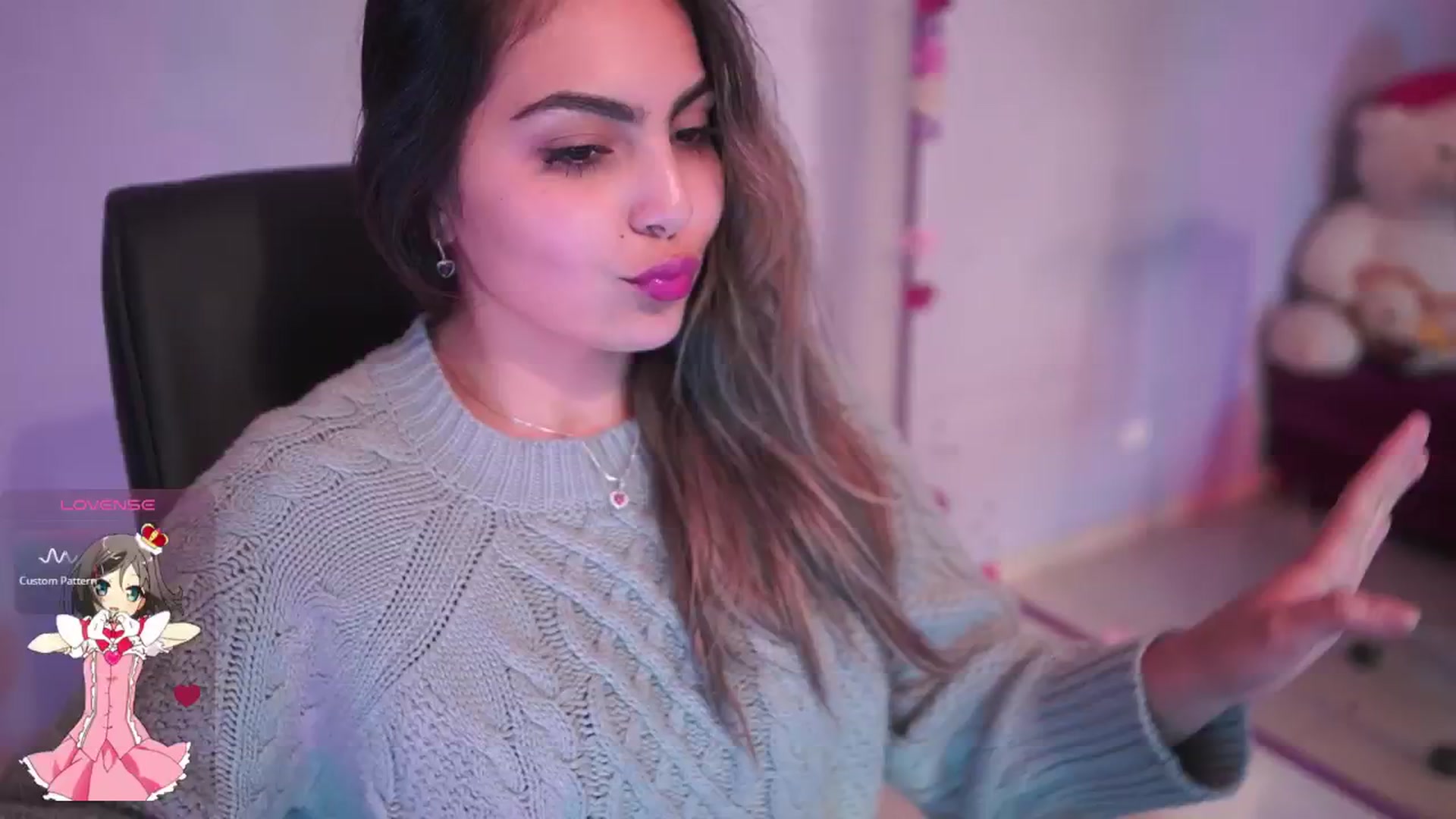 Gallery image thumbnail from CARMENVILLA1's myfreecams stream on, 11/19/2025, 06:10 image 12 of 20