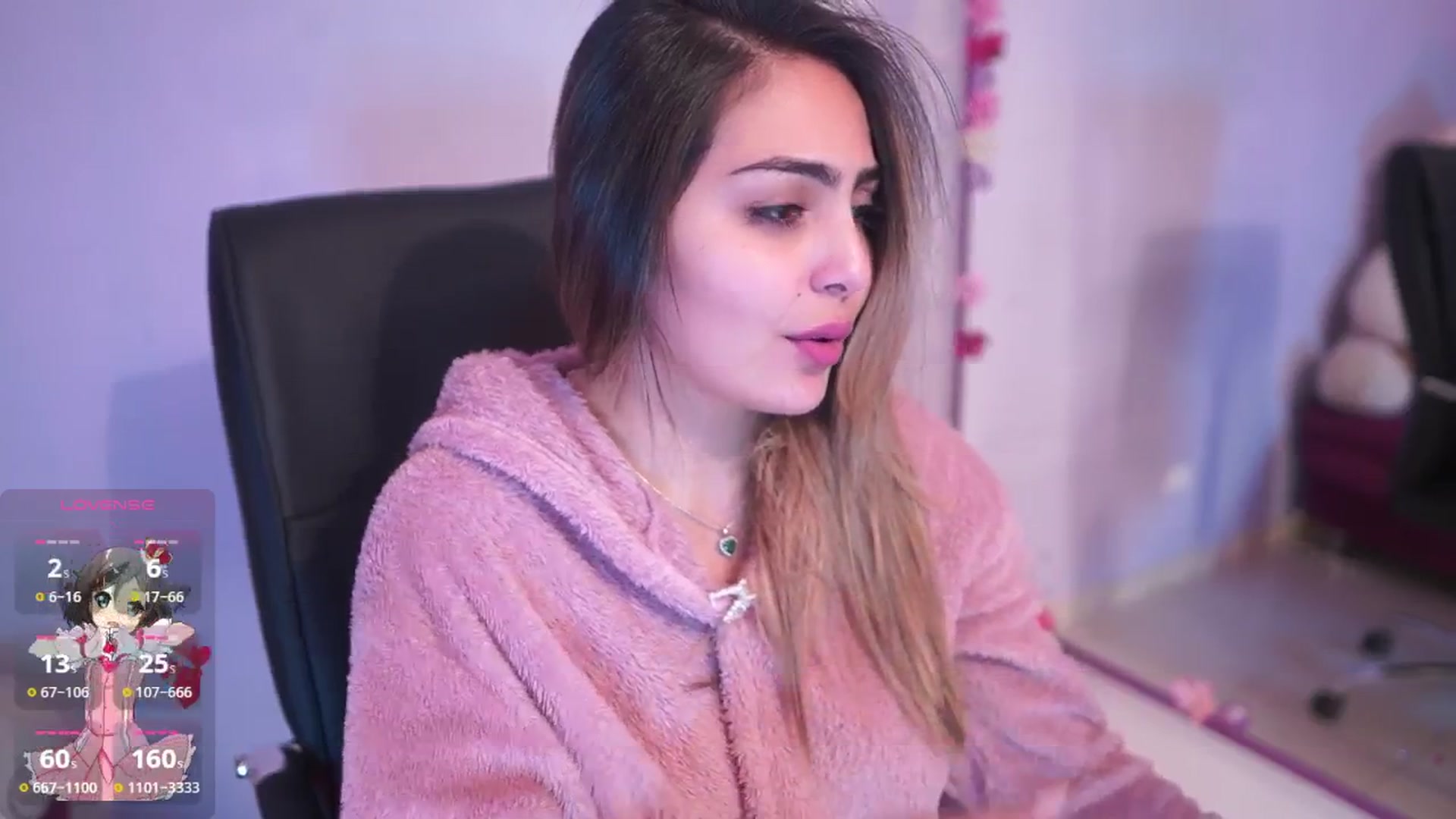 Gallery image thumbnail from CARMENVILLA1's myfreecams stream on, 12/18/2025, 07:21 image 14 of 20