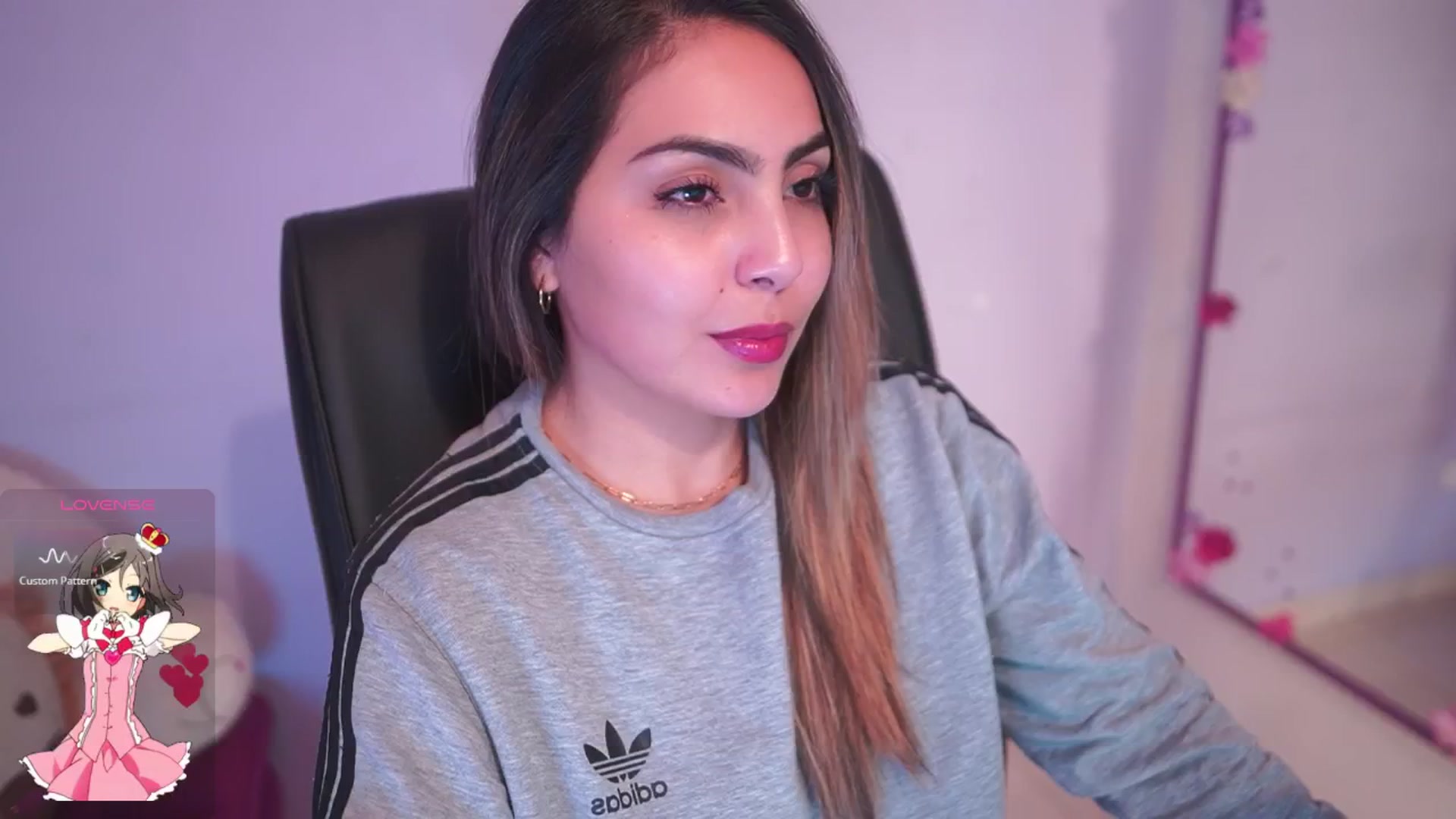 Gallery image thumbnail from CARMENVILLA1's myfreecams stream on, 01/16/2026, 06:54 image 10 of 20