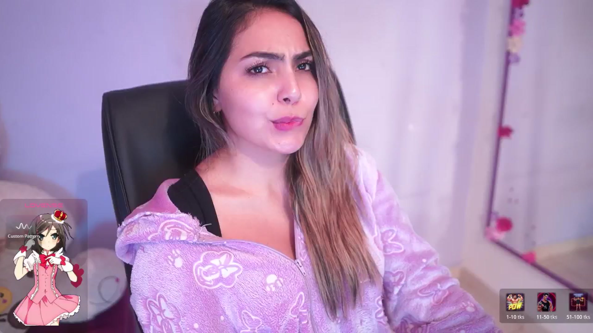 Gallery image thumbnail from CARMENVILLA1's myfreecams stream on, 01/29/2026, 04:00 image 16 of 20