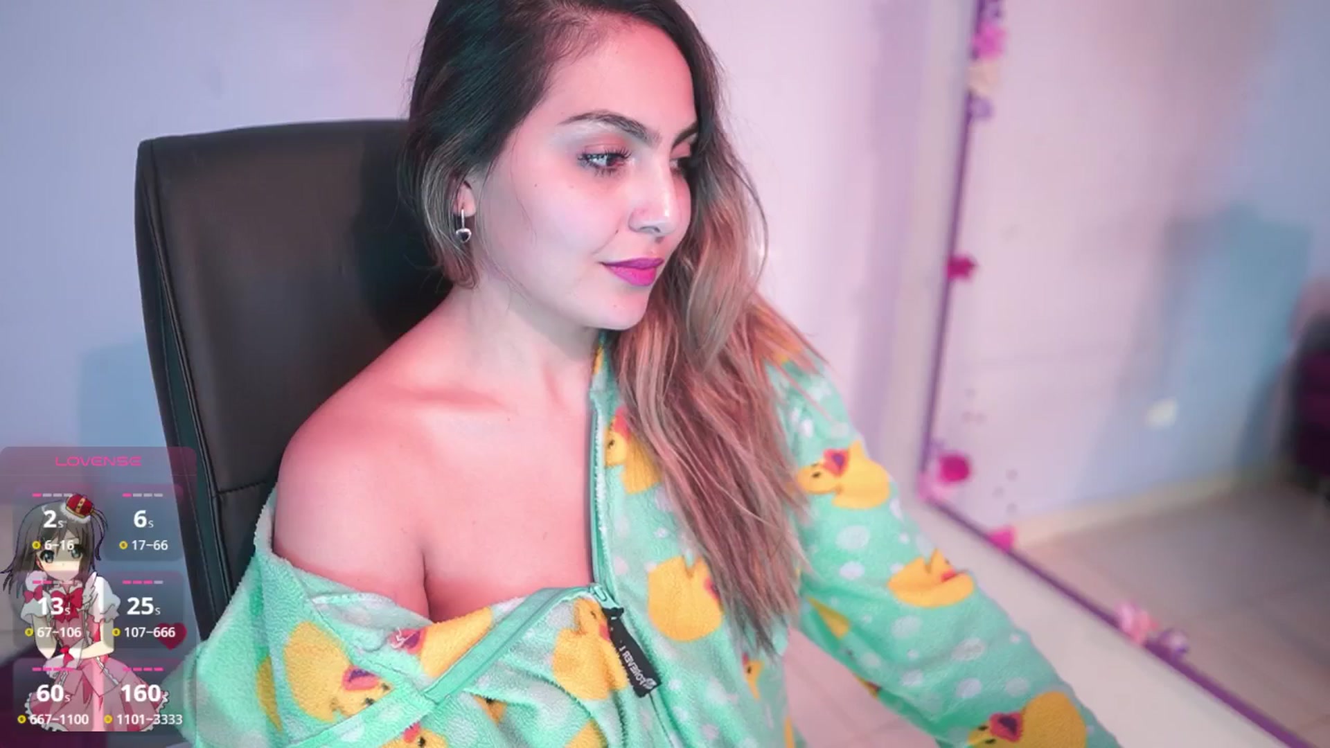 Gallery image thumbnail from CARMENVILLA1's myfreecams stream on, 02/05/2026, 04:41 image 3 of 20