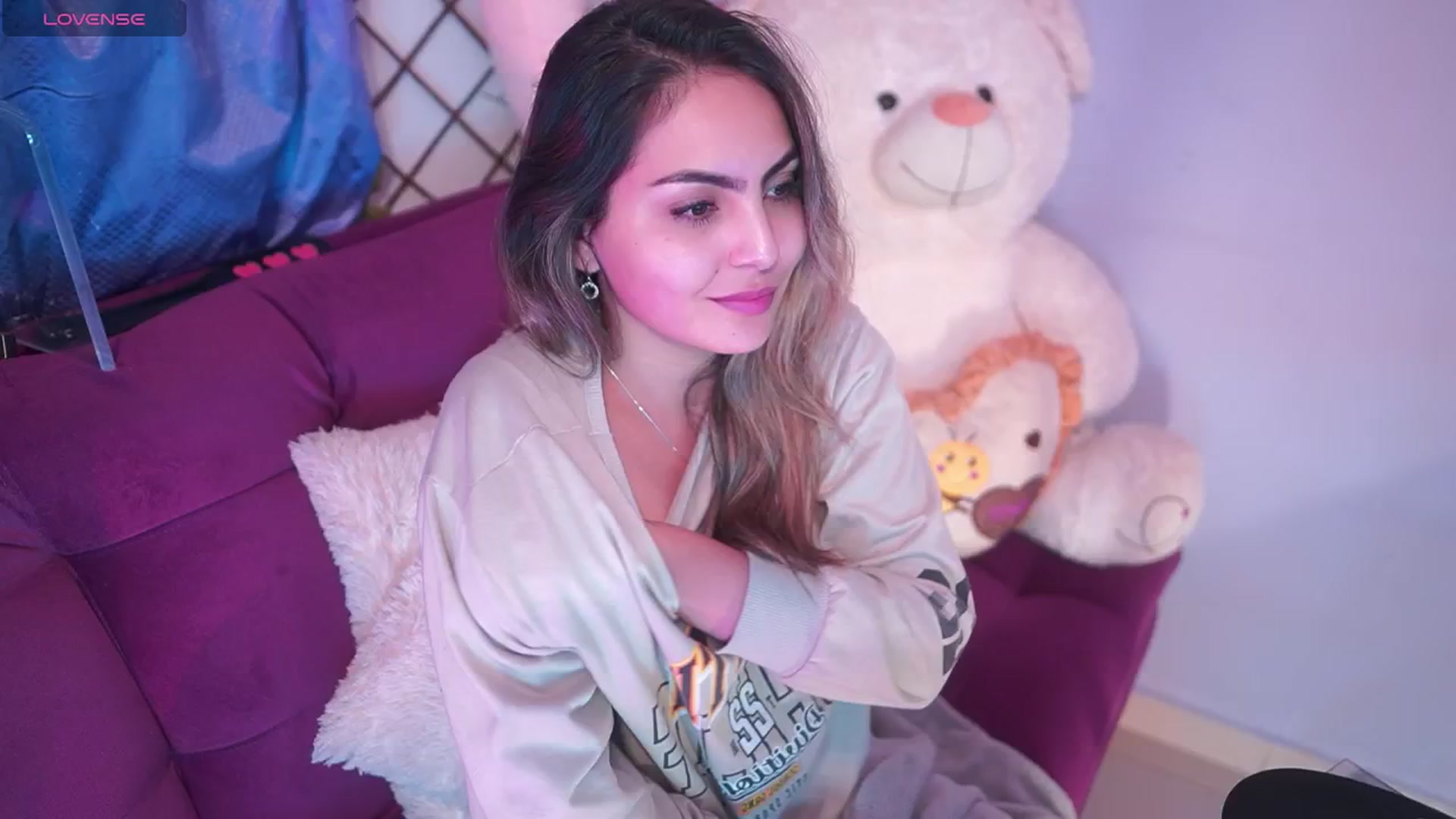 Gallery image thumbnail from CARMENVILLA1's myfreecams stream on, 02/12/2026, 05:22 image 1 of 20