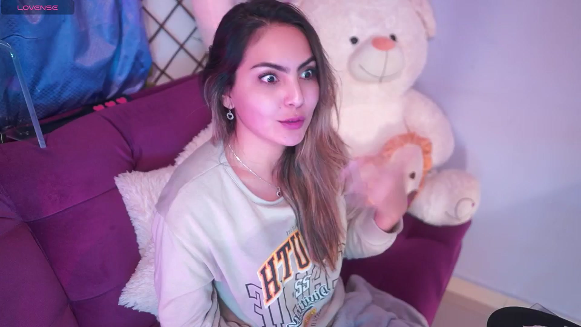 Gallery image thumbnail from CARMENVILLA1's myfreecams stream on, 02/12/2026, 05:22 image 12 of 20