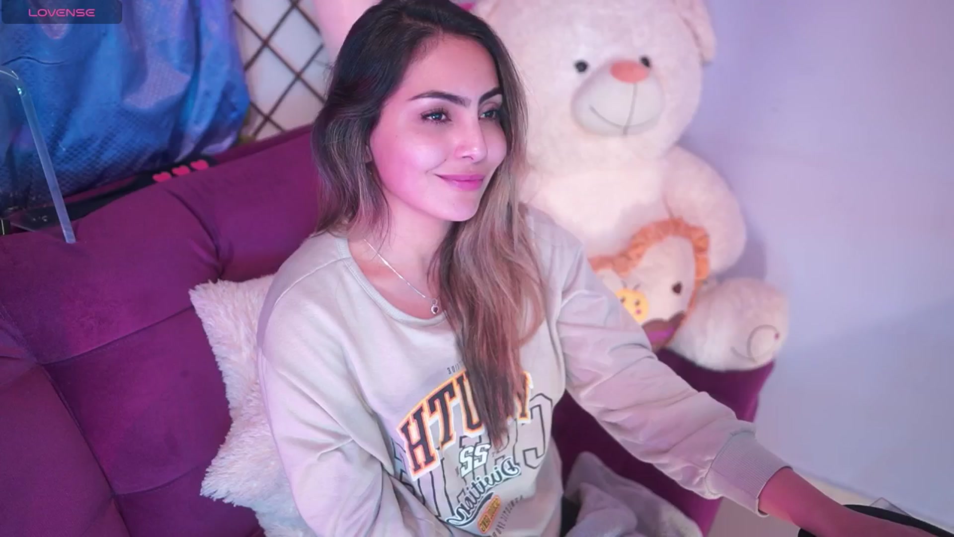 Gallery image thumbnail from CARMENVILLA1's myfreecams stream on, 02/12/2026, 05:22 image 17 of 20