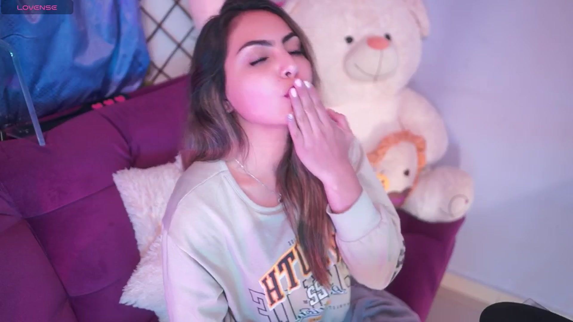 Gallery image thumbnail from CARMENVILLA1's myfreecams stream on, 02/12/2026, 05:22 image 20 of 20