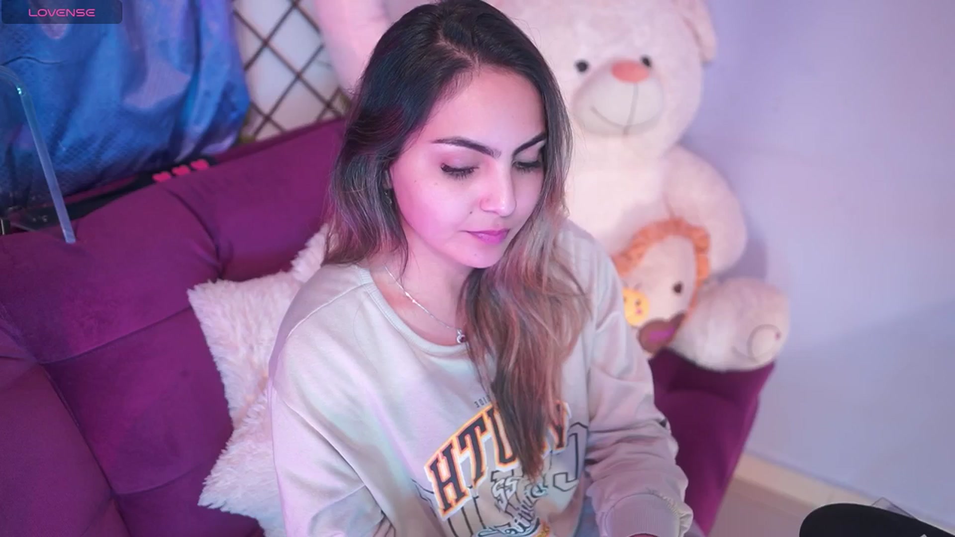 Gallery image thumbnail from CARMENVILLA1's myfreecams stream on, 02/12/2026, 05:22 image 19 of 20