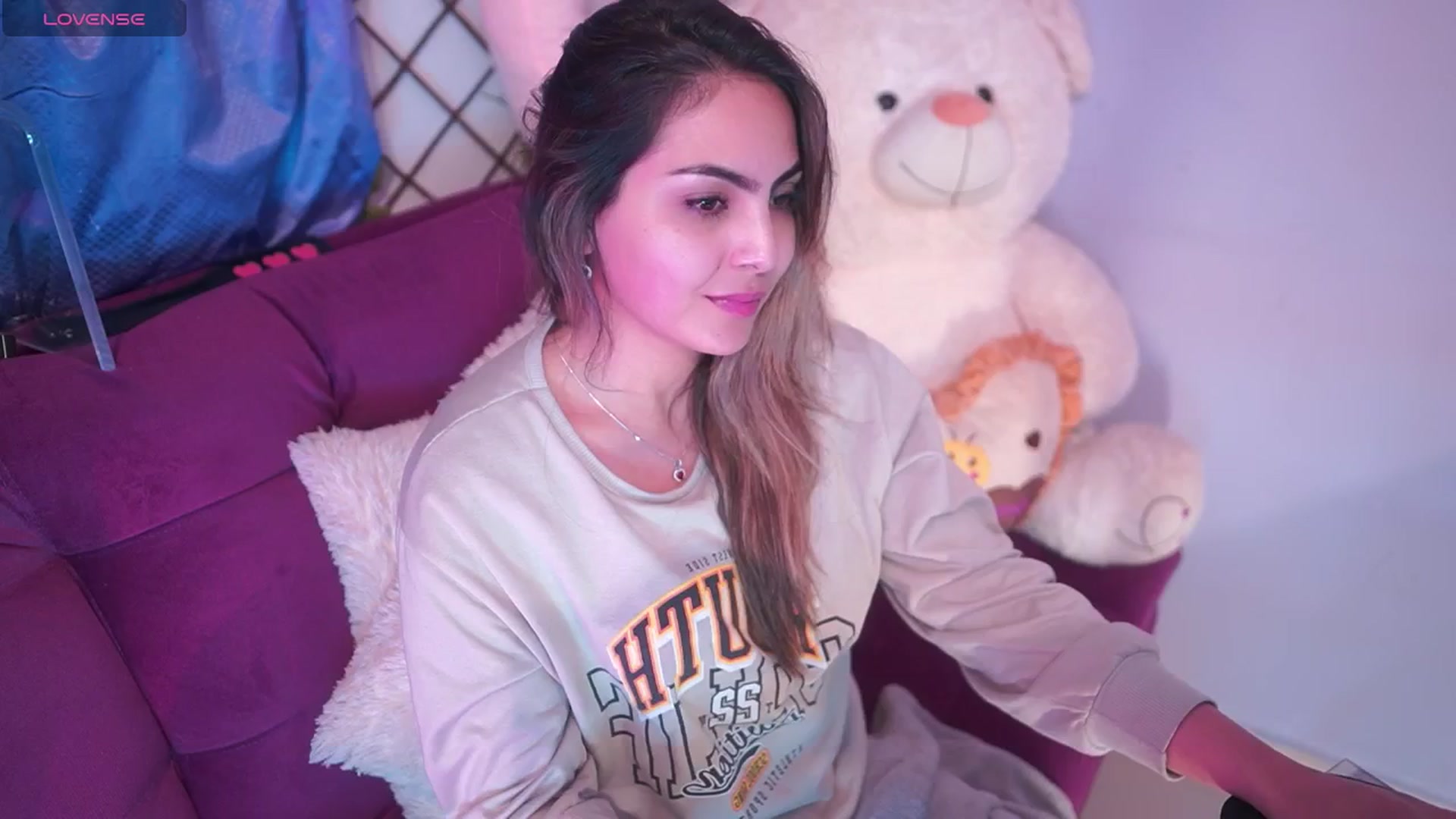 Gallery image thumbnail from CARMENVILLA1's myfreecams stream on, 02/12/2026, 05:22 image 7 of 20