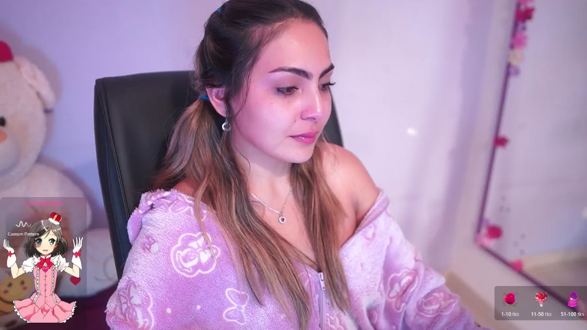Gallery image thumbnail from CARMENVILLA1's myfreecams stream on, 02/20/2026, 05:36 image 15 of 20