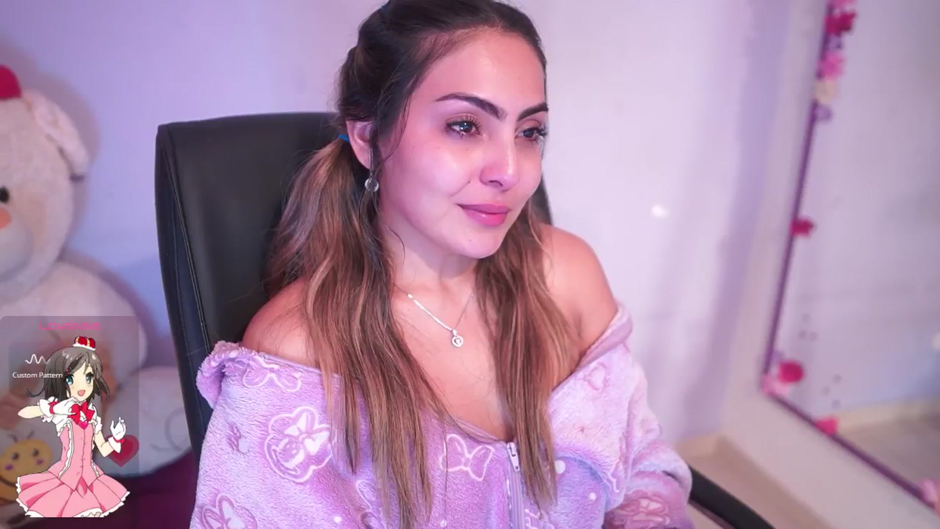 Gallery image thumbnail from CARMENVILLA1's myfreecams stream on, 02/20/2026, 05:36 image 16 of 20