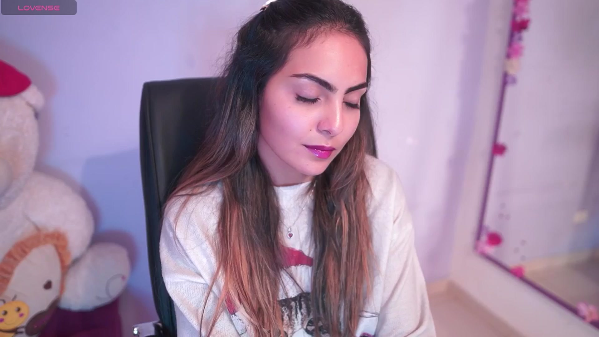Gallery image thumbnail from CARMENVILLA1's myfreecams stream on, 05/04/2026, 05:53 image 6 of 20