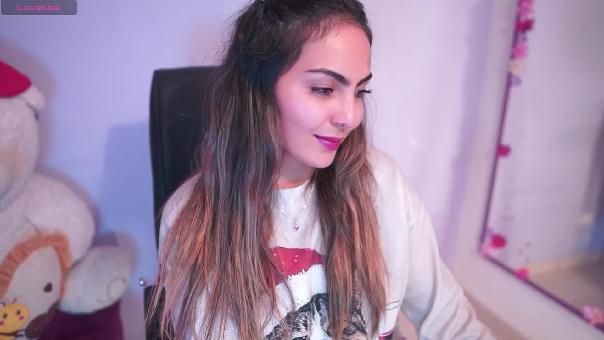 Gallery image thumbnail from CARMENVILLA1's myfreecams stream on, 05/04/2026, 05:53 image 5 of 20