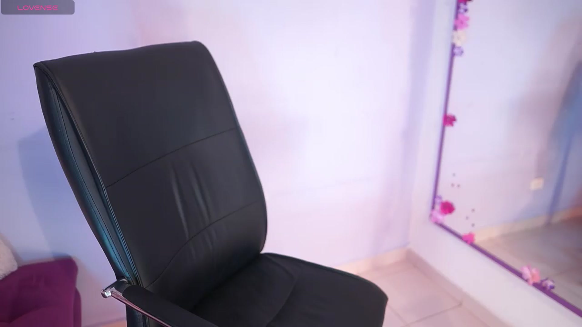 Gallery image thumbnail from CARMENVILLA1's myfreecams stream on, 05/06/2026, 03:39 image 7 of 20