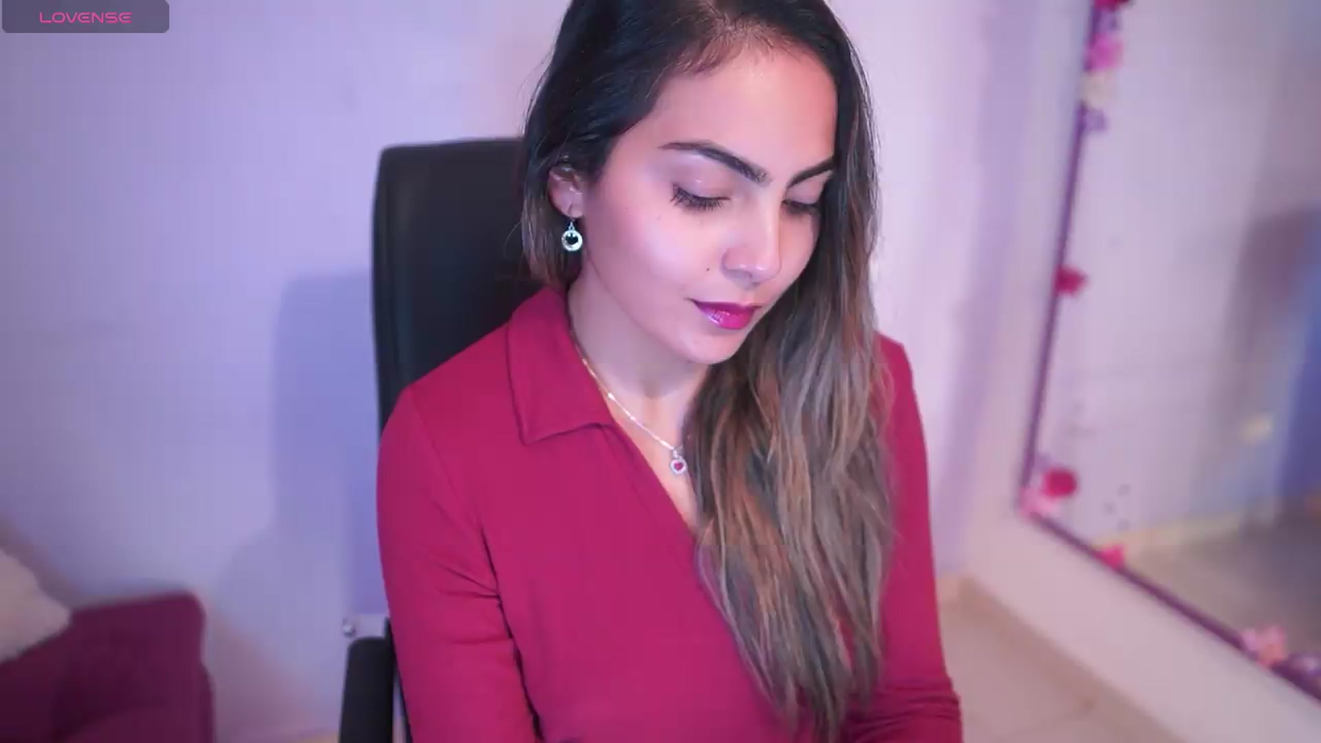 Gallery image thumbnail from CARMENVILLA1's myfreecams stream on, 05/08/2026, 06:27 image 3 of 20