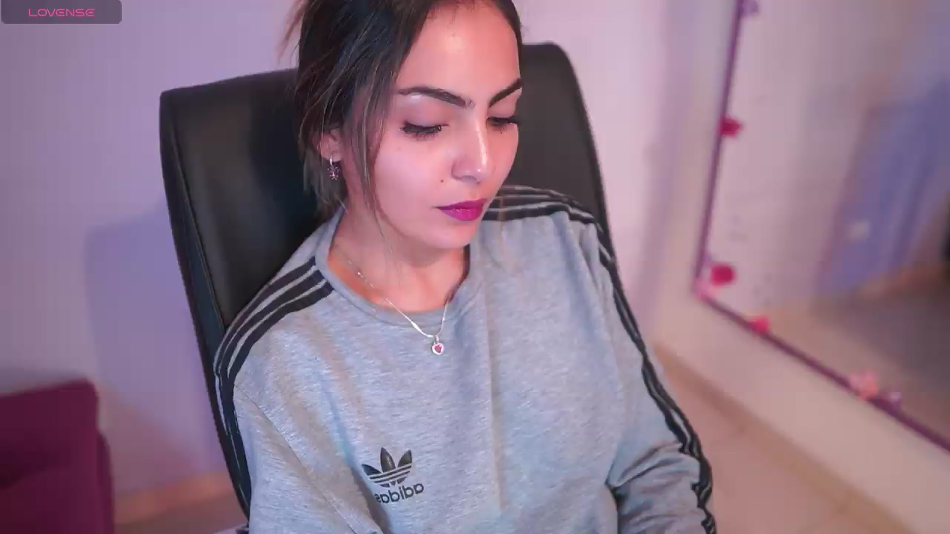 Gallery image thumbnail from CARMENVILLA1's myfreecams stream on, 05/14/2026, 05:55 image 13 of 20