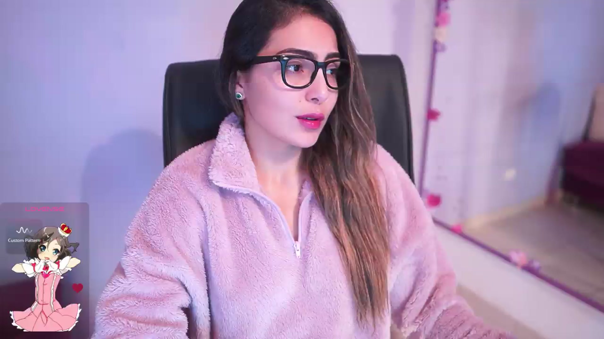 Gallery image thumbnail from CARMENVILLA1's myfreecams stream on, 06/21/2026, 04:54 image 10 of 20