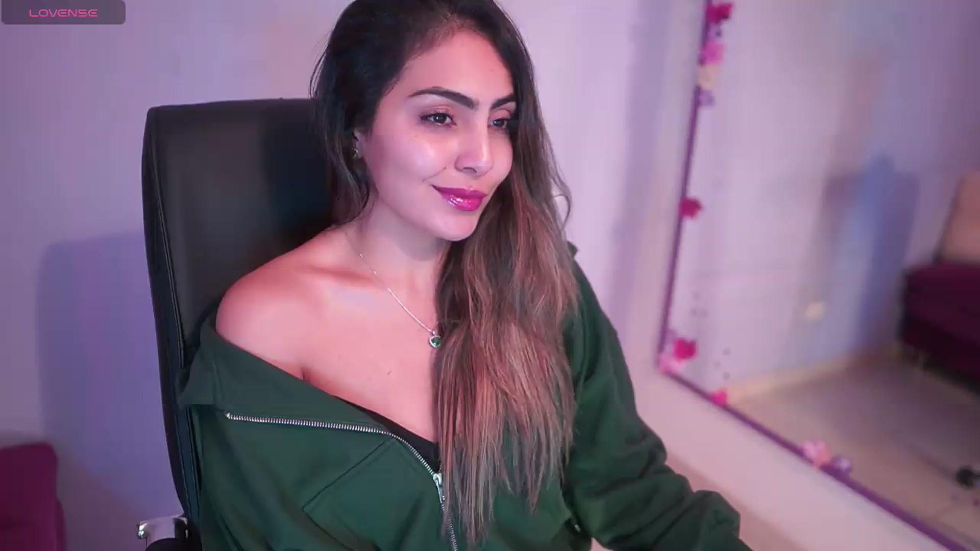 Gallery image thumbnail from CARMENVILLA1's myfreecams stream on, 07/02/2026, 06:10 image 2 of 20