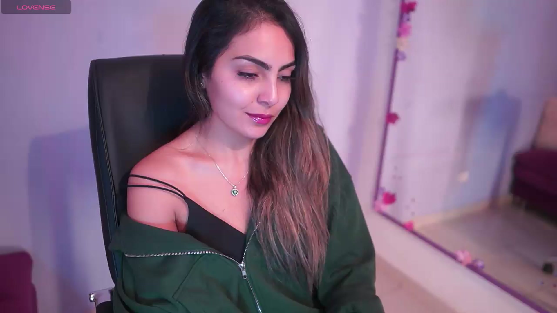Gallery image thumbnail from CARMENVILLA1's myfreecams stream on, 07/02/2026, 06:10 image 16 of 20