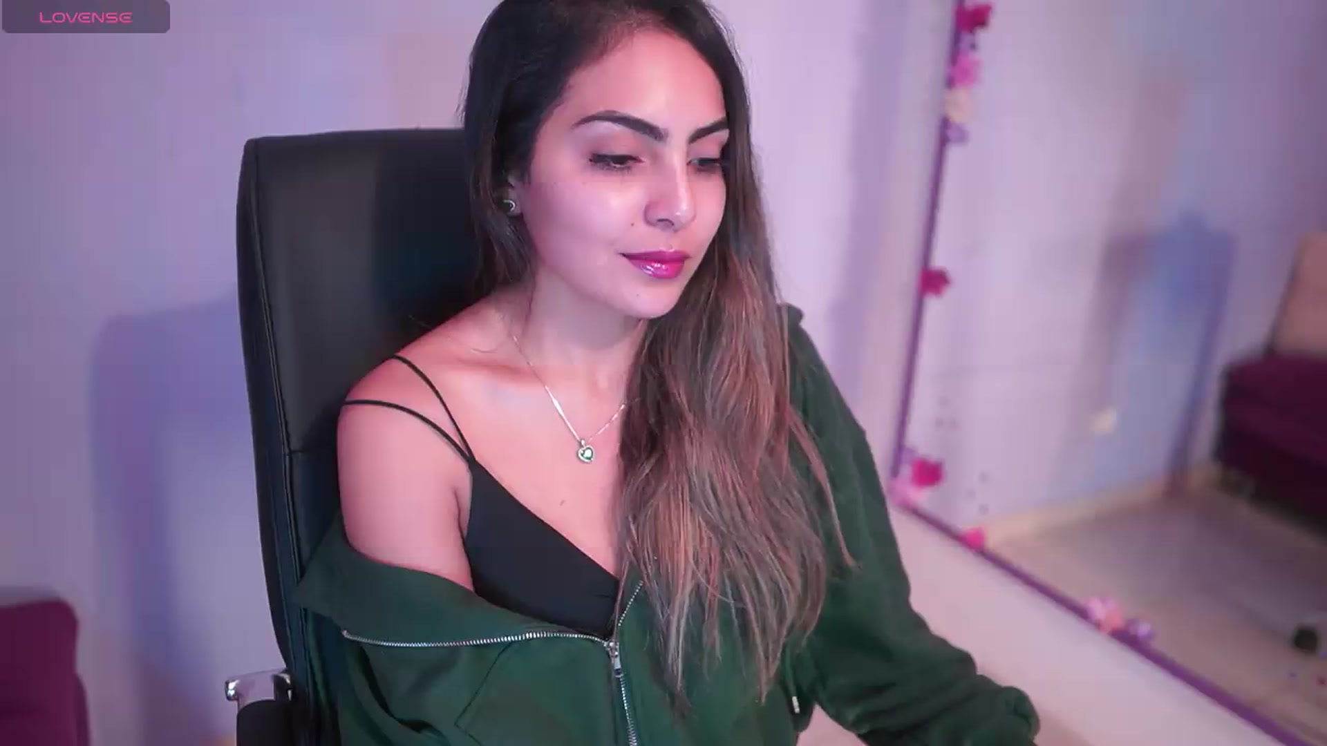 Gallery image thumbnail from CARMENVILLA1's myfreecams stream on, 07/02/2026, 06:10 image 19 of 20