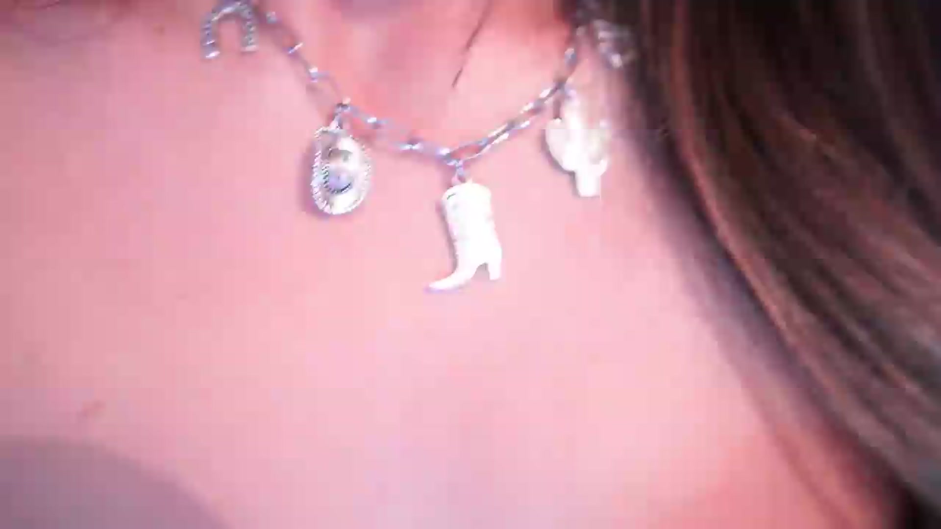 Gallery image thumbnail from CARMENVILLA1's myfreecams stream on, 08/06/2026, 04:55 image 2 of 20