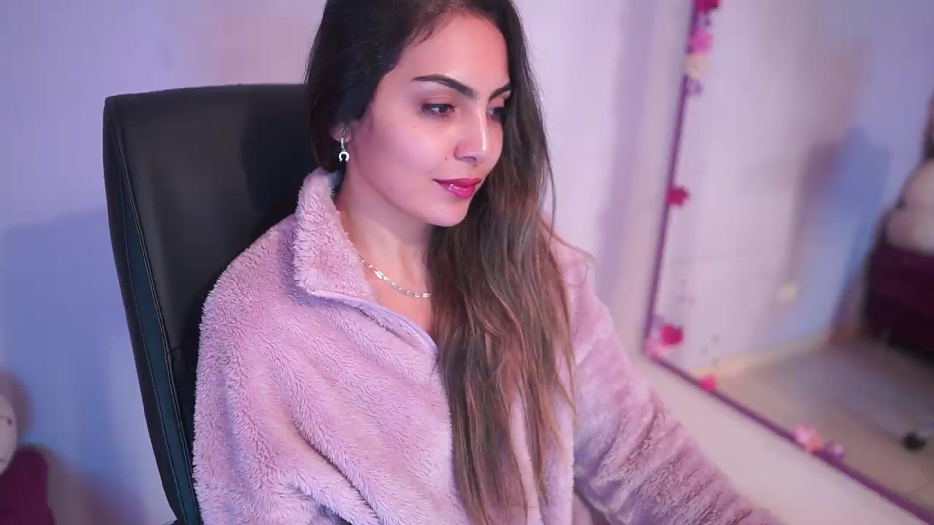 Gallery image thumbnail from CARMENVILLA1's myfreecams stream on, 08/11/2026, 05:30 image 20 of 20