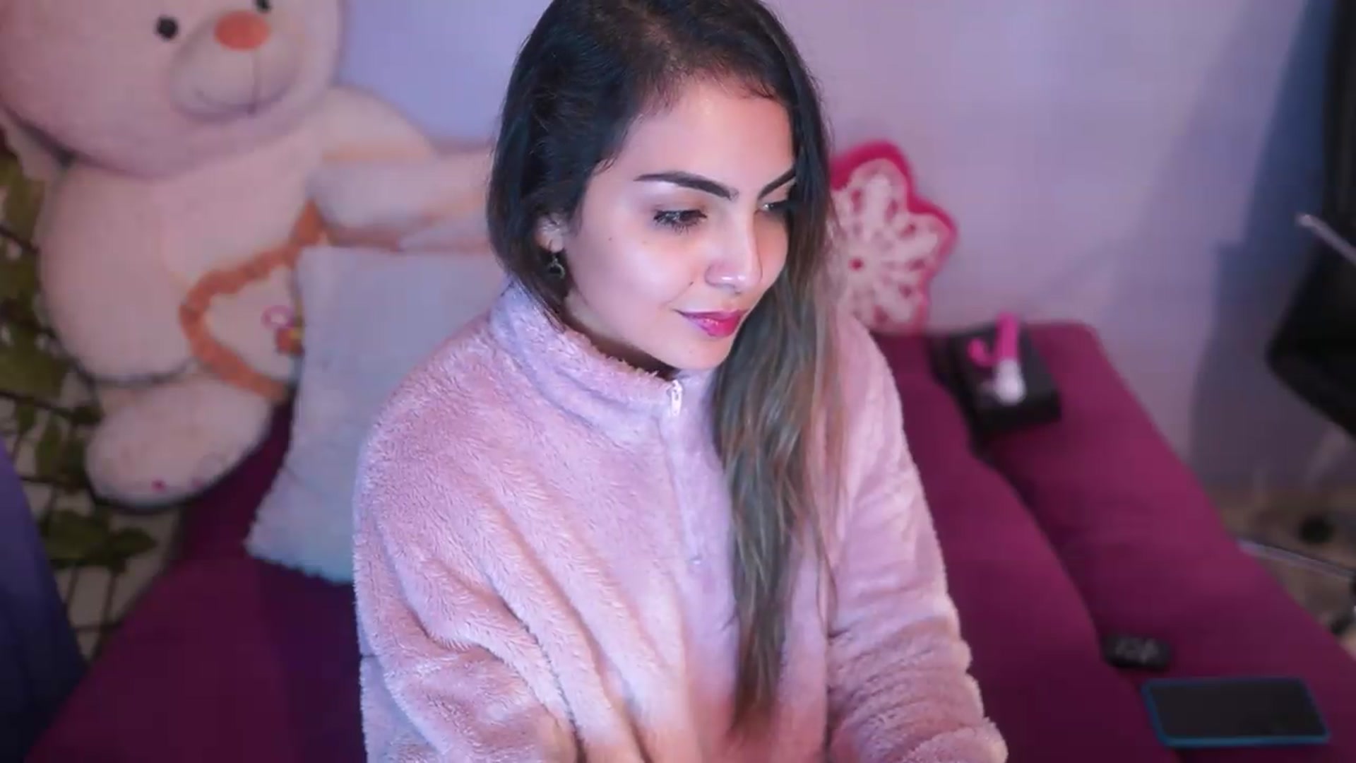 Gallery image thumbnail from CARMENVILLA1's myfreecams stream on, 08/27/2026, 06:04 image 17 of 20